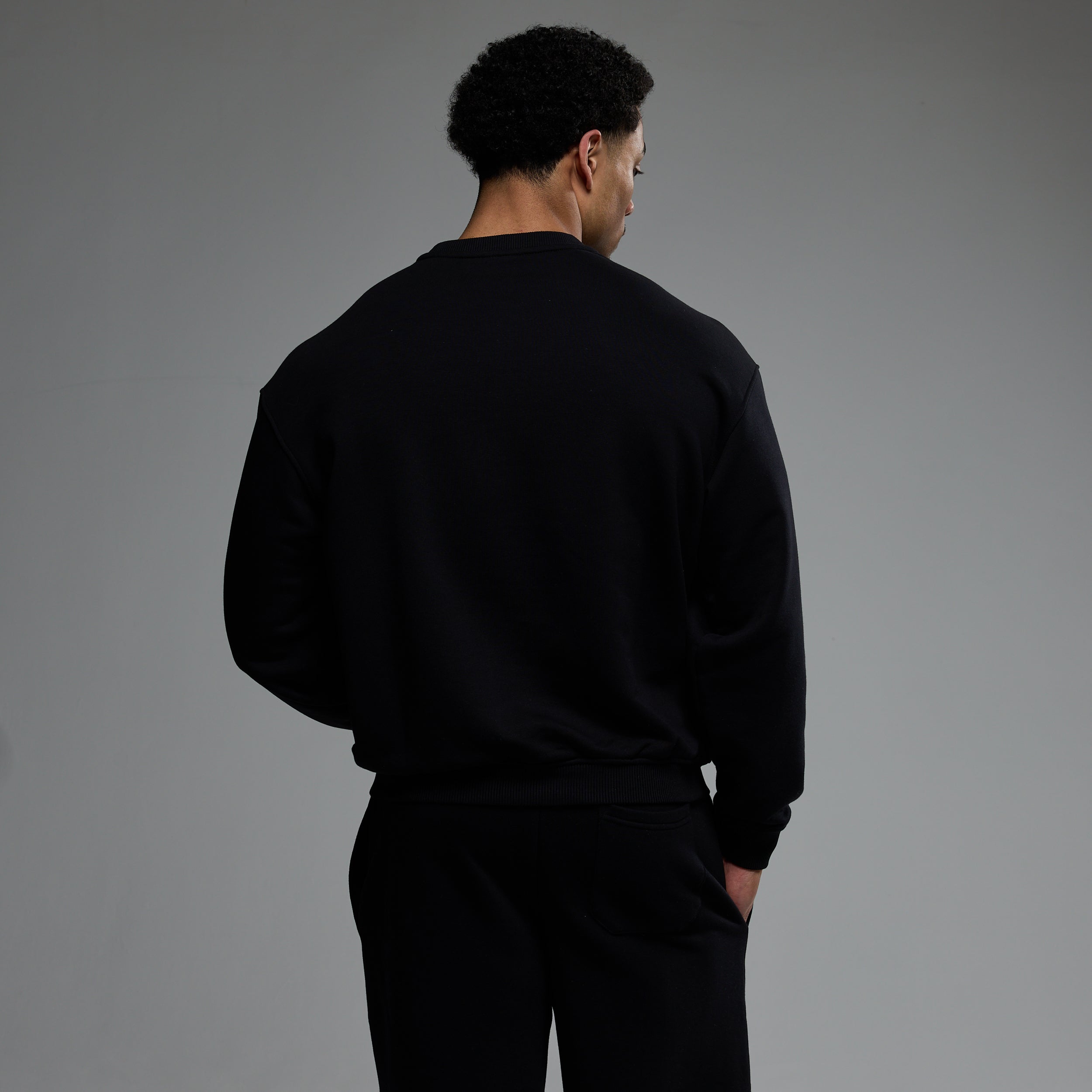 MONOGRAM BLACK SWEATSHIRT