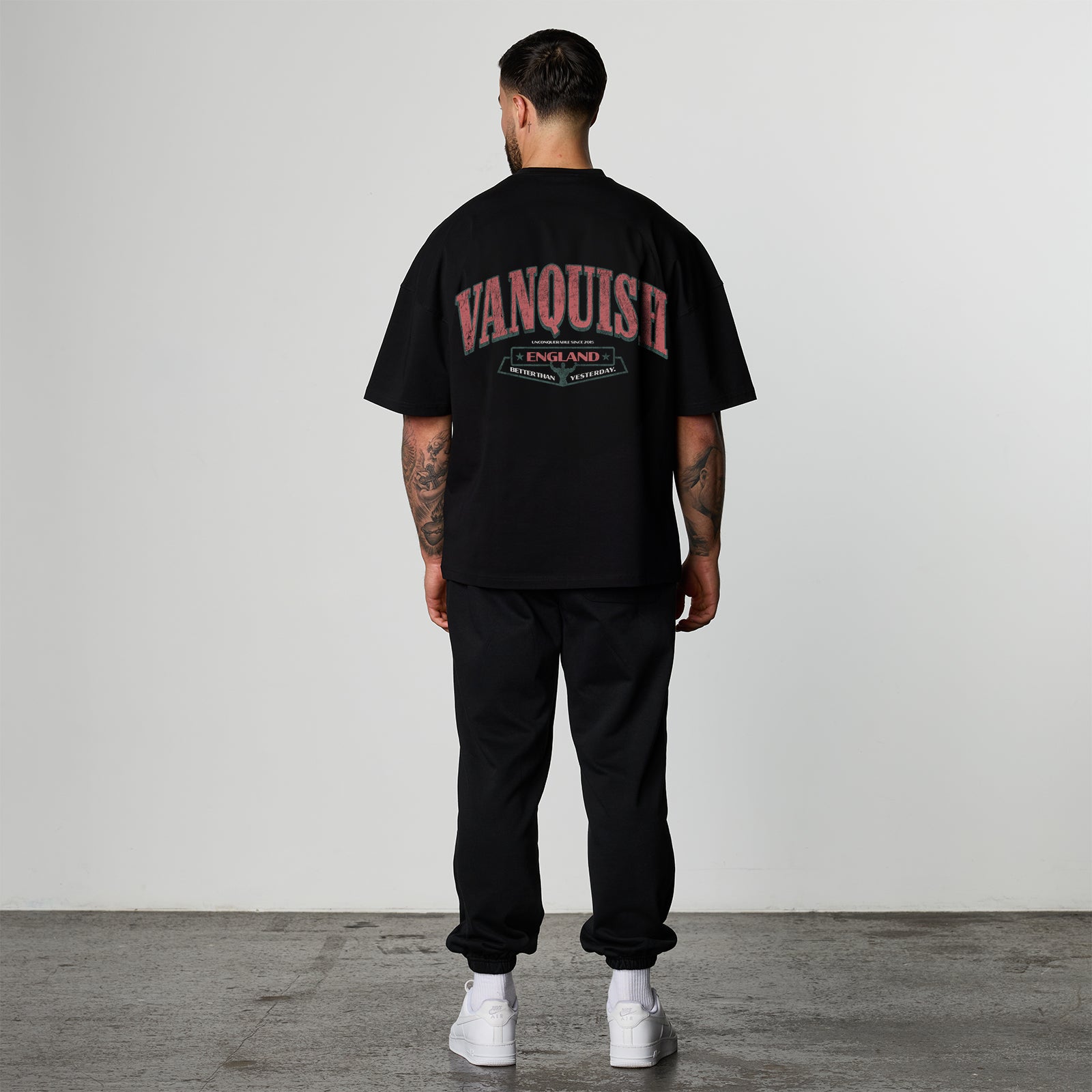 CONQUEST BLACK BOXY OVERSIZED T SHIRT
