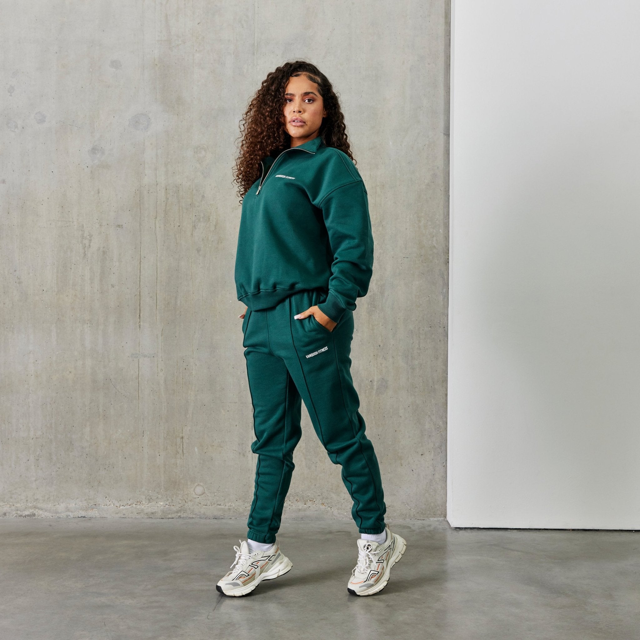 Vanquish Balance Green Pintuck Sweatpants - Vanquish Fitness