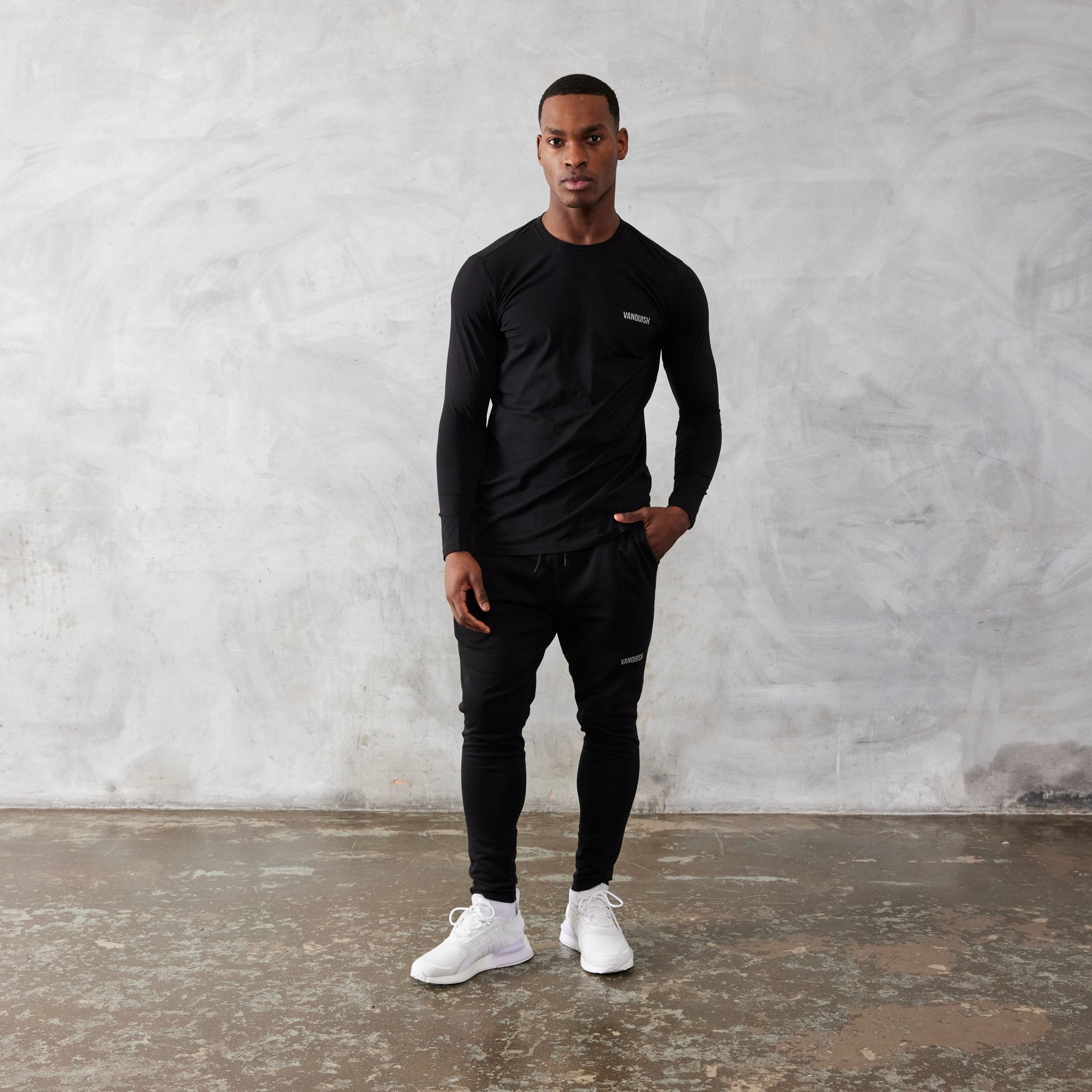 Vanquish Essential Black Tapered Fit Sweatpants - Vanquish Fitness