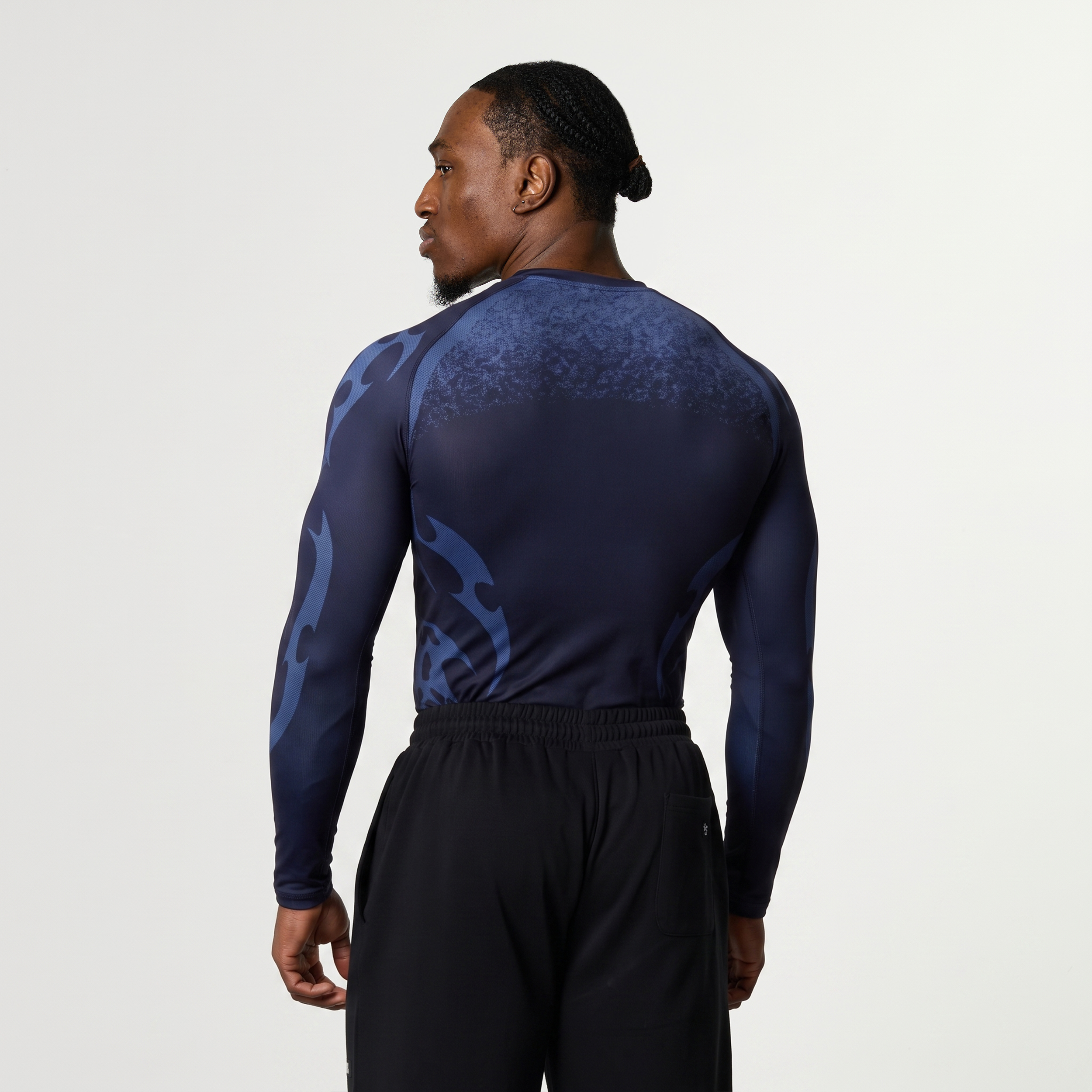 TRIBAL COMPRESSION NAVY LONG SLEEVE T SHIRT