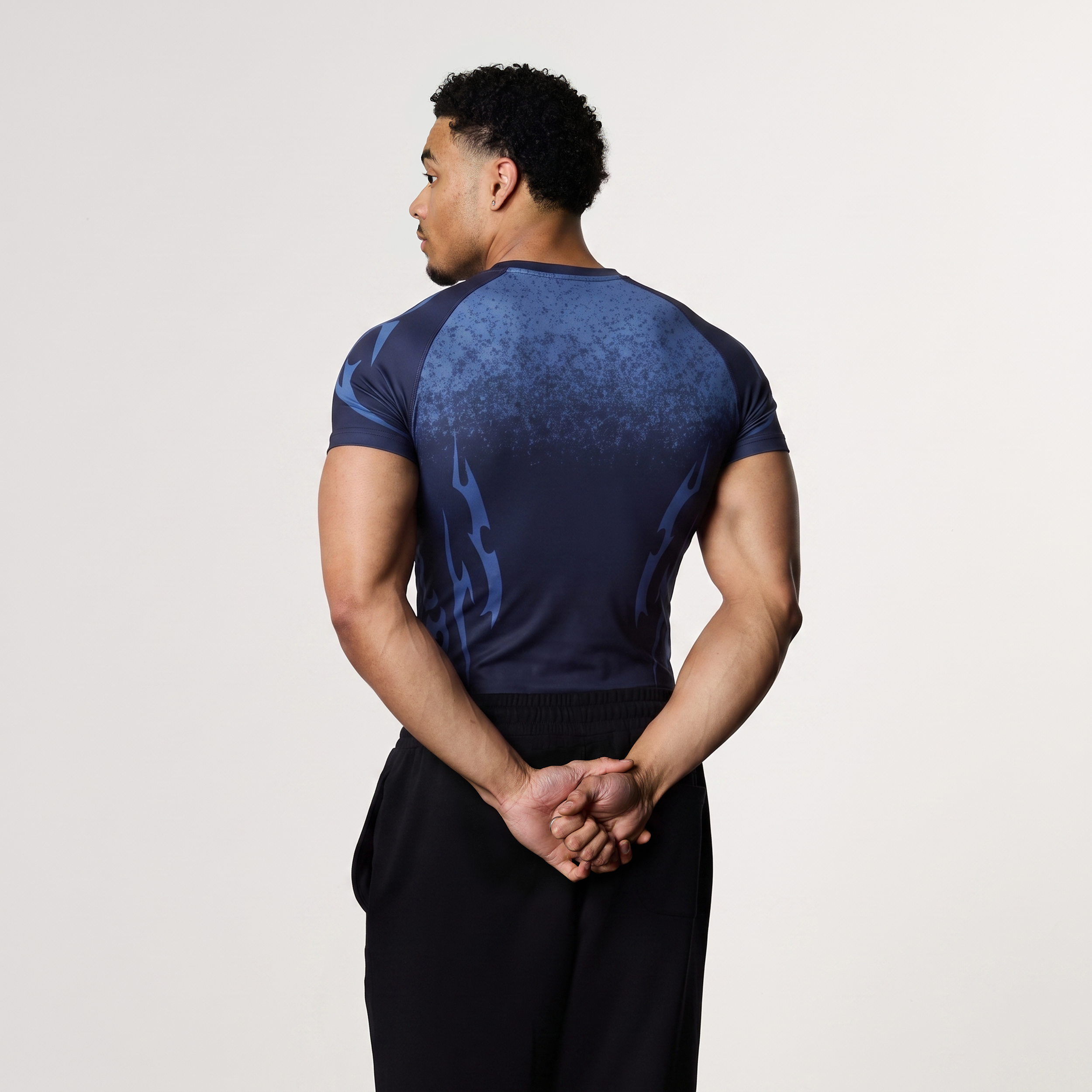 TRIBAL COMPRESSION NAVY SHORT SLEEVE T SHIRT