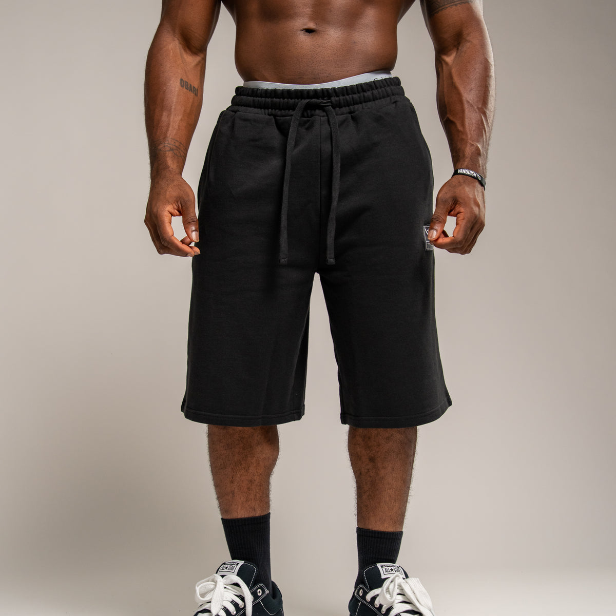 BADGE BLACK HEAVYWEIGHT OVERSIZED LONG LENGTH SHORTS