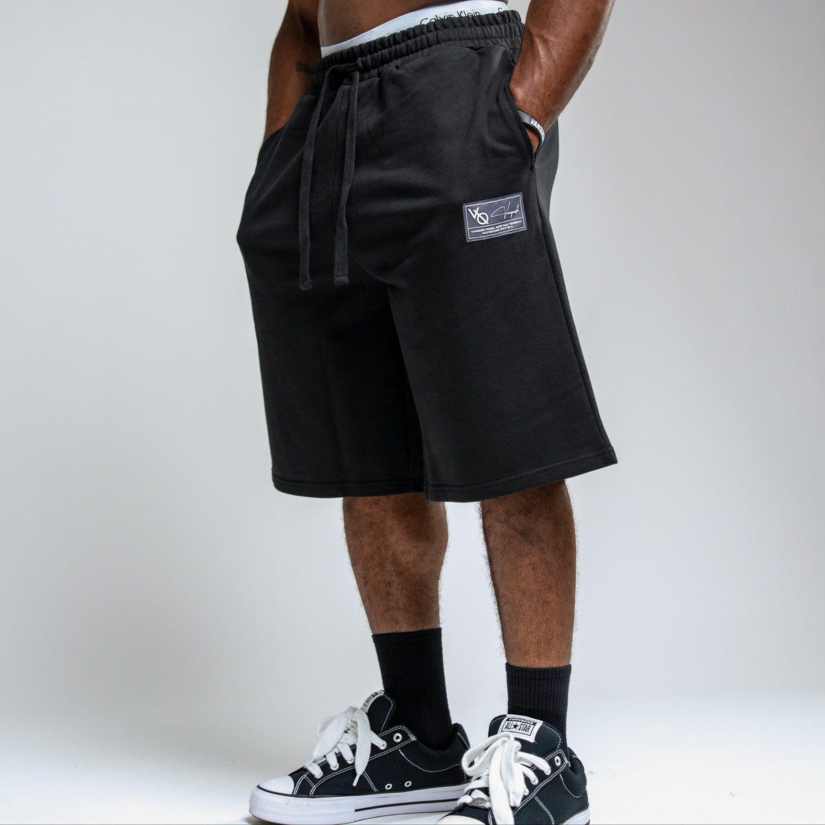 BADGE BLACK HEAVYWEIGHT OVERSIZED LONG LENGTH SHORTS