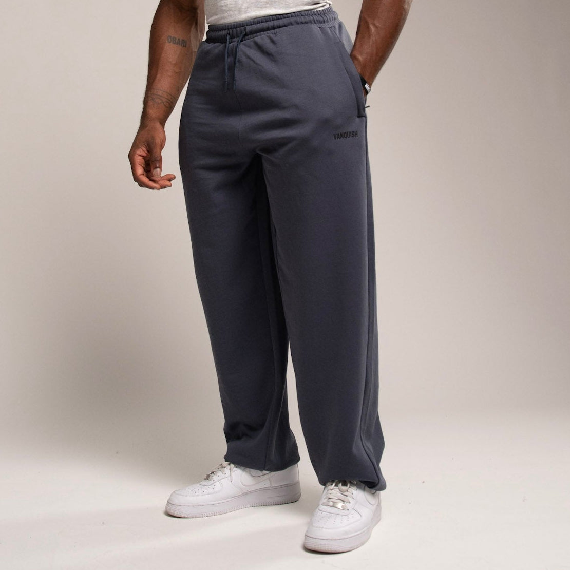EVOLVE DARK GREY OVERSIZED CUFFED SWEATPANTS