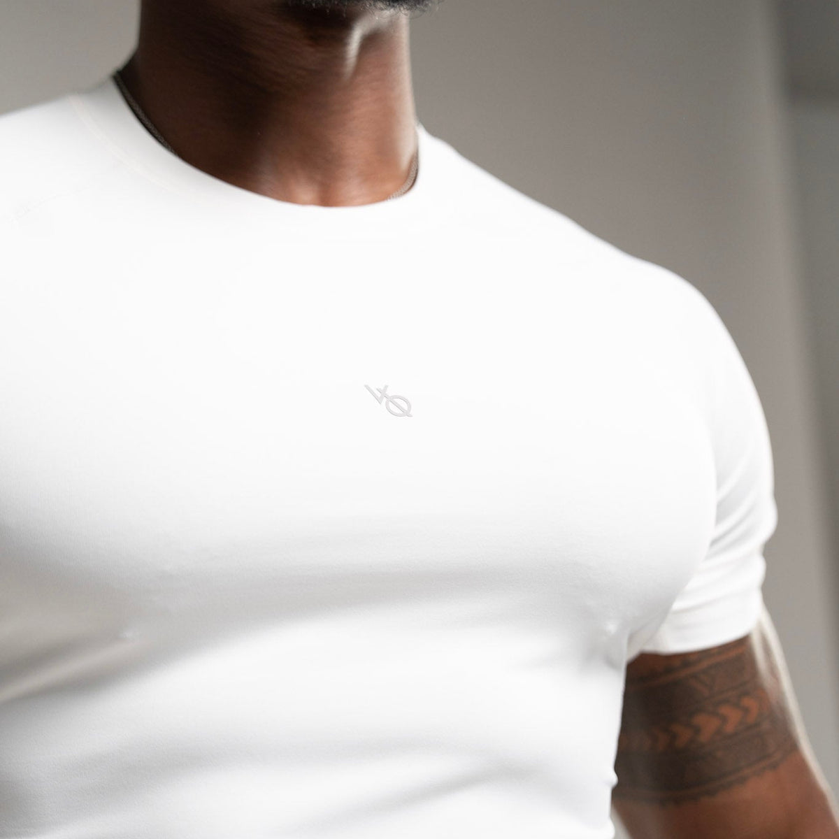 Evolve White Muscle Fit Compression T Shirt