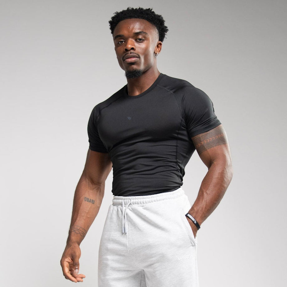 EVOLVE BLACK MUSCLE FIT COMPRESSION T SHIRT