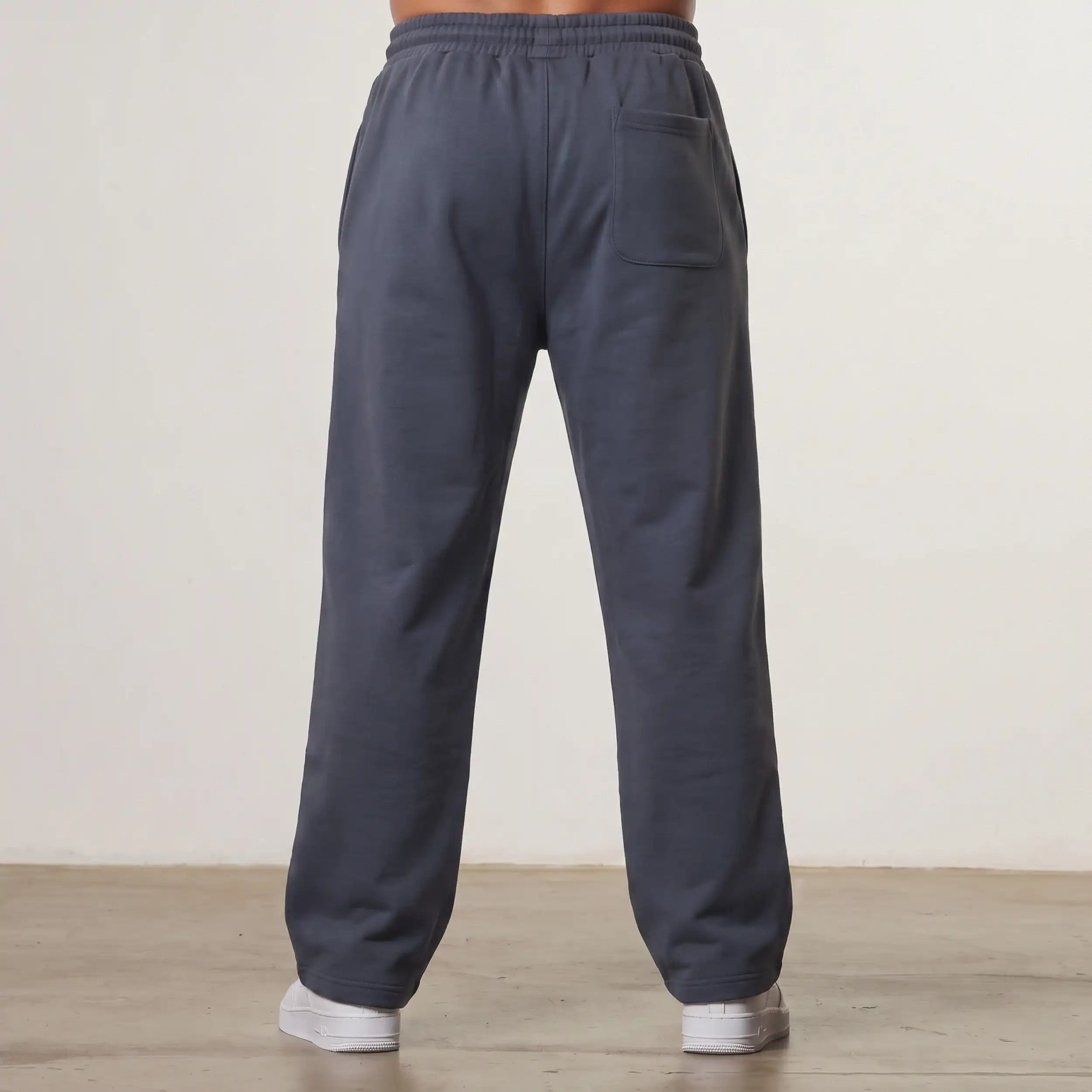 VANQUISH EVOLVE DARK GREY STRAIGHT LEG SWEATPANT
