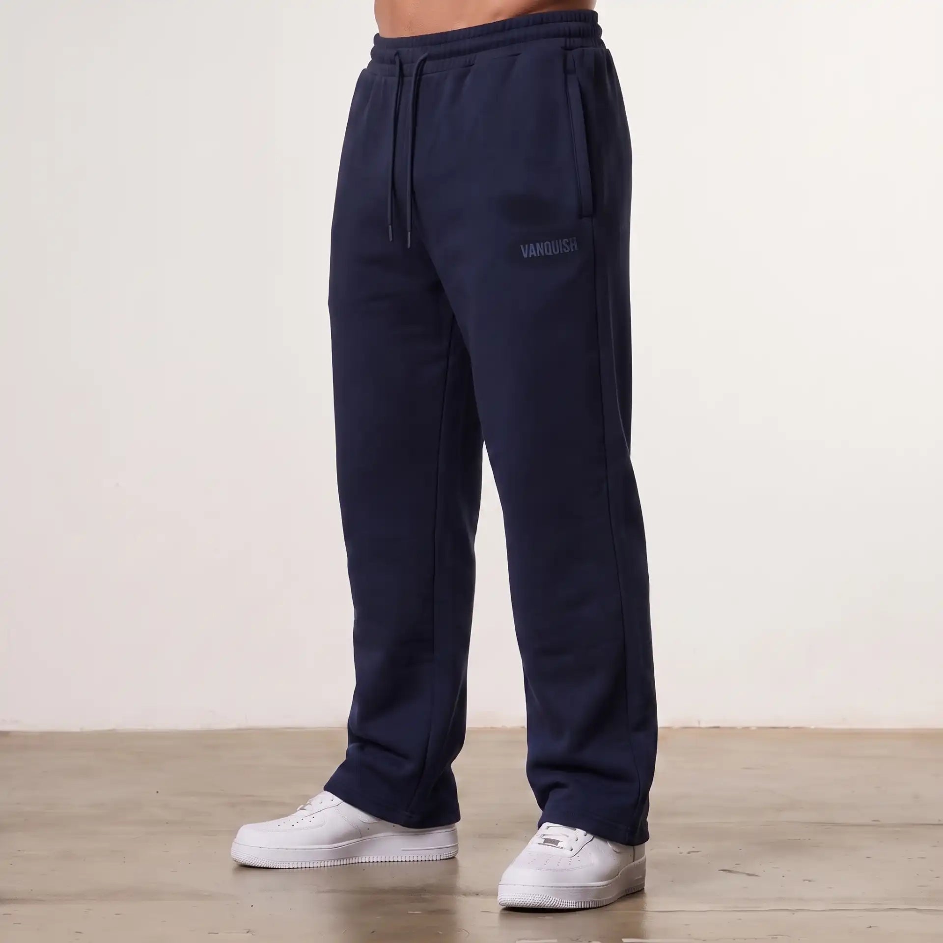 EVOLVE NAVY STRAIGHT LEG SWEATPANTS