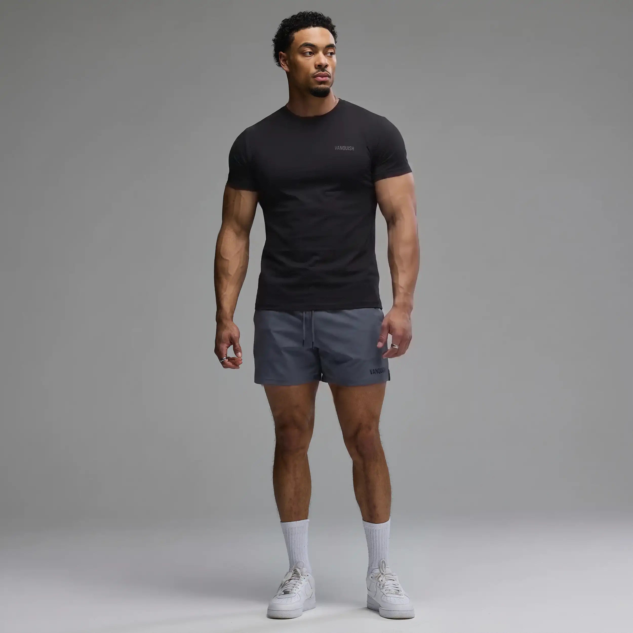 VANQUISH EVOLVE DARK GREY REGULAR FIT SWEAT SHORT