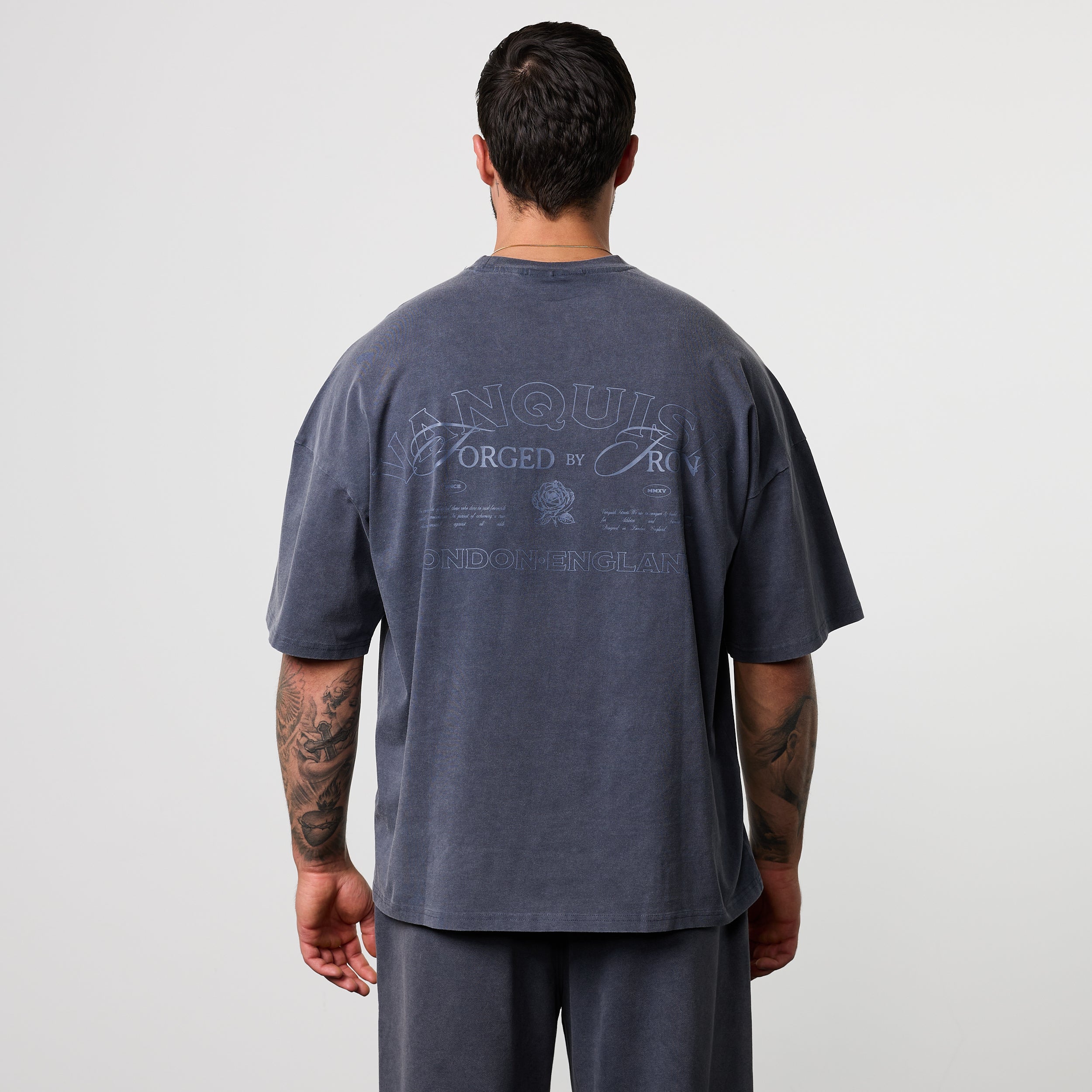 BLACK FORGE WASHED NAVY BOXY OVERSIZED T SHIRT