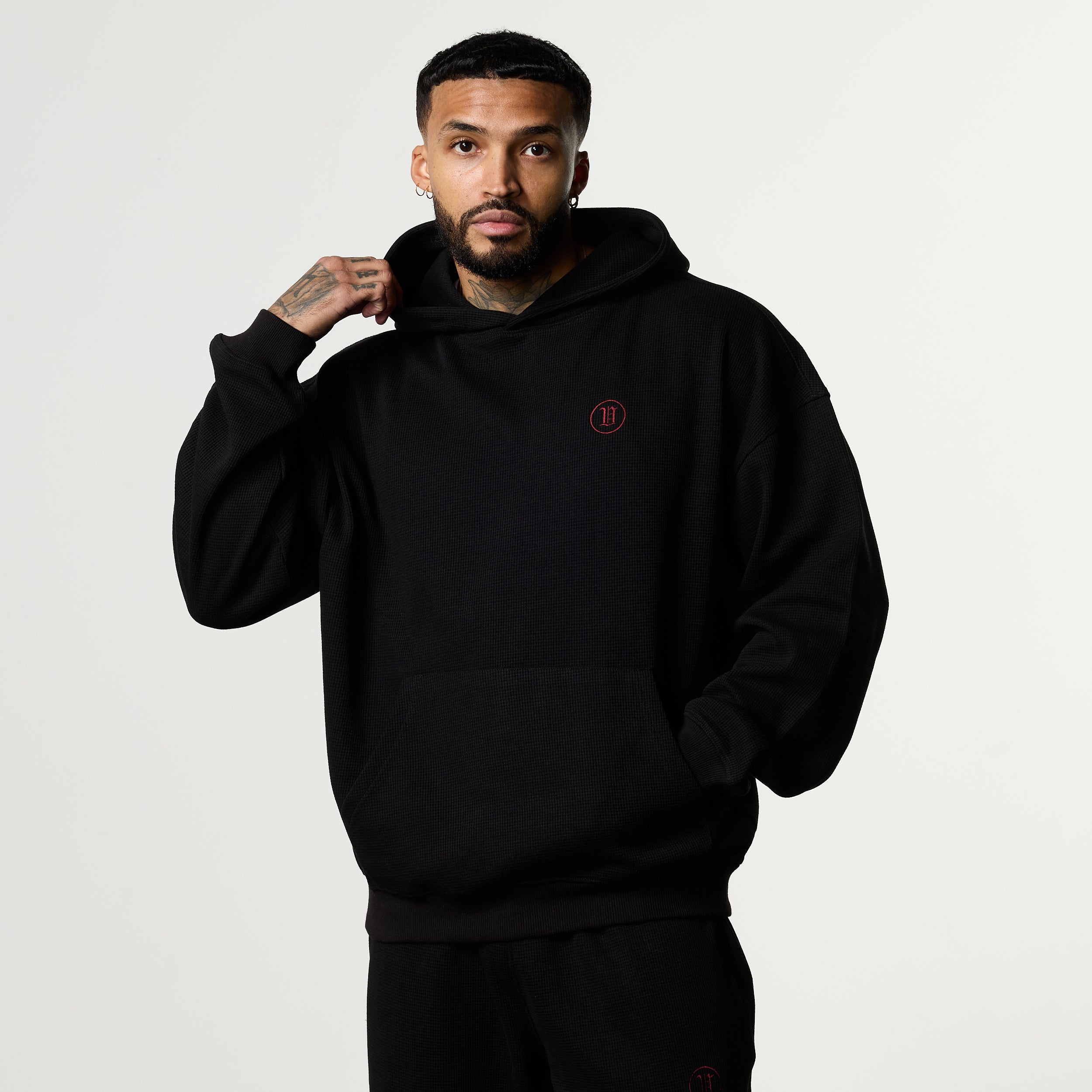 WAFFLE BLACK OVERSIZED HOODIE