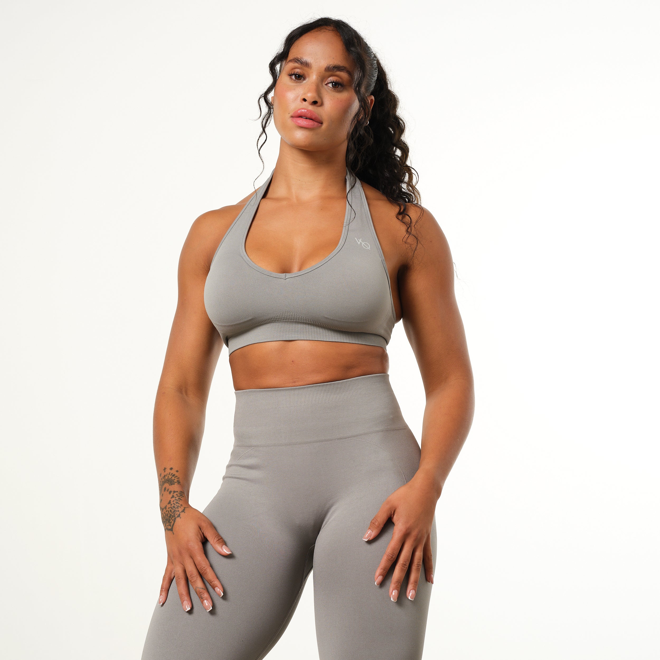 Vanquish Elevate Seamless Smoke Grey Halter Neck Bra