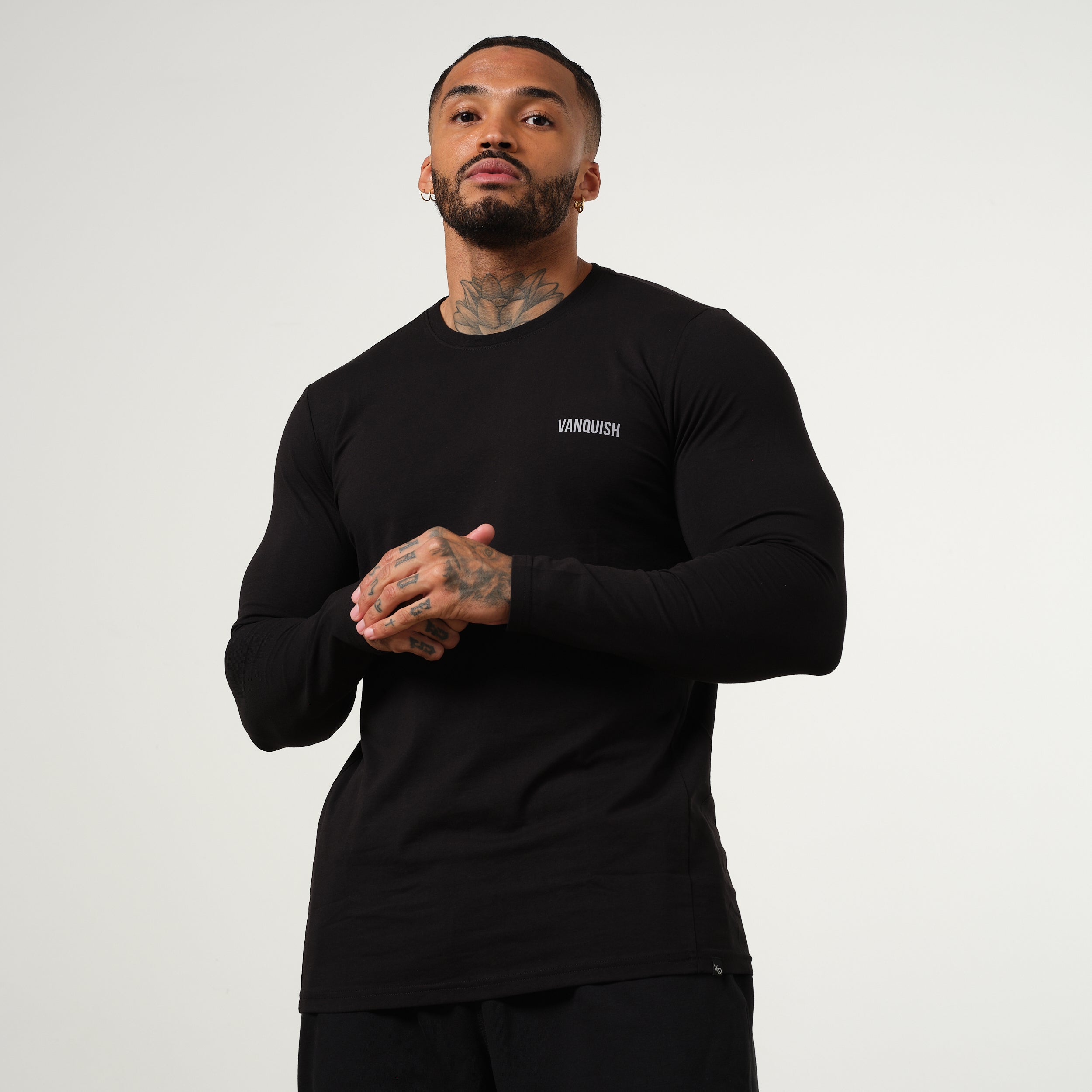 Vanquish Essential Black Slim Fit Long Sleeve T Shirt