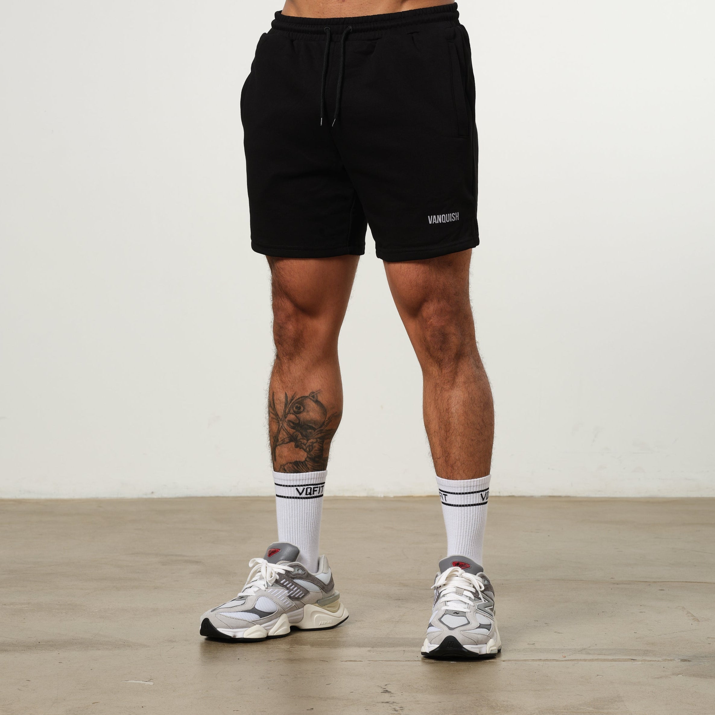 Vanquish Essential Black Regular Fit Shorts