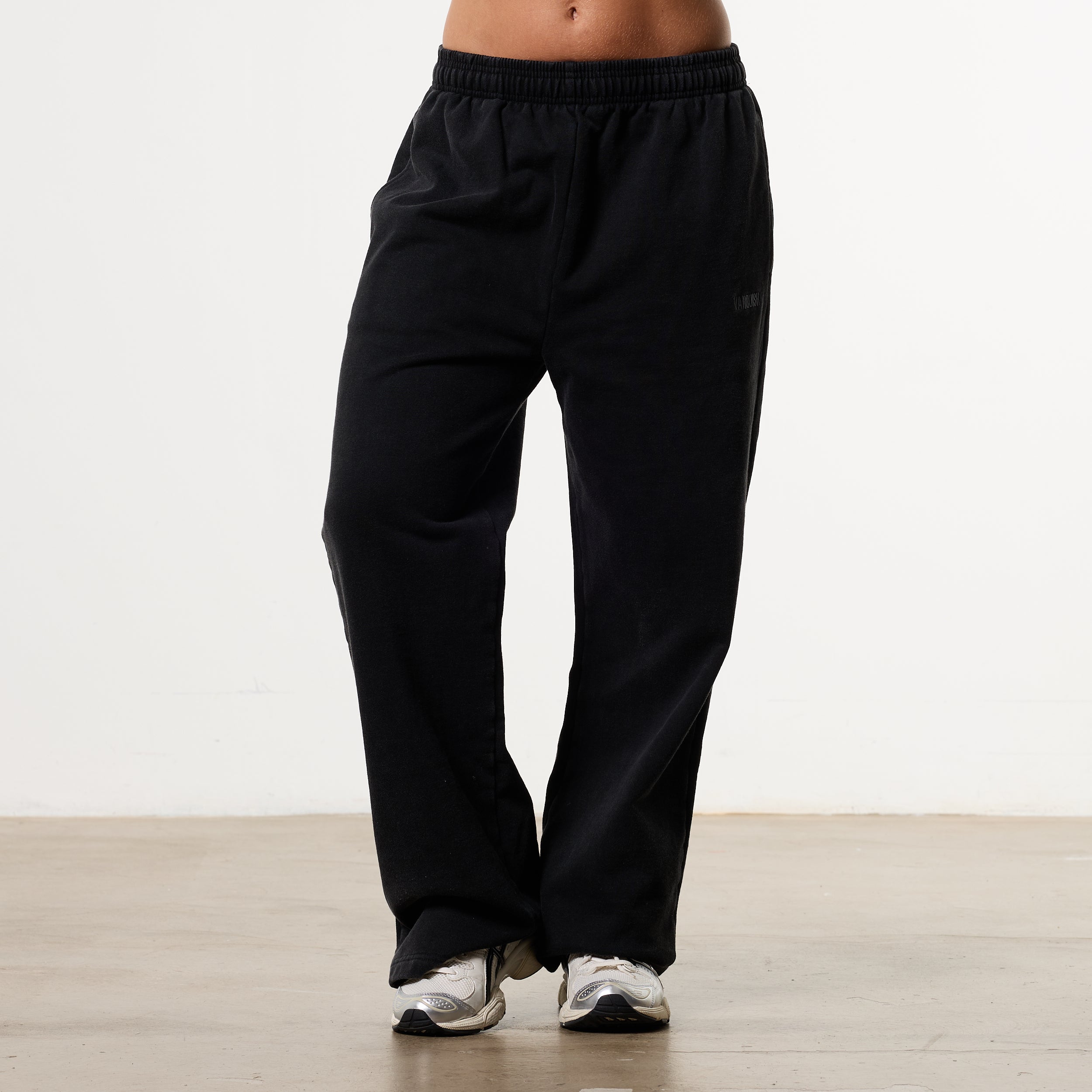 WOMENS WASHED BLACK HEAVY WEIGHT STRAIGHT LEG SWEATPANTS