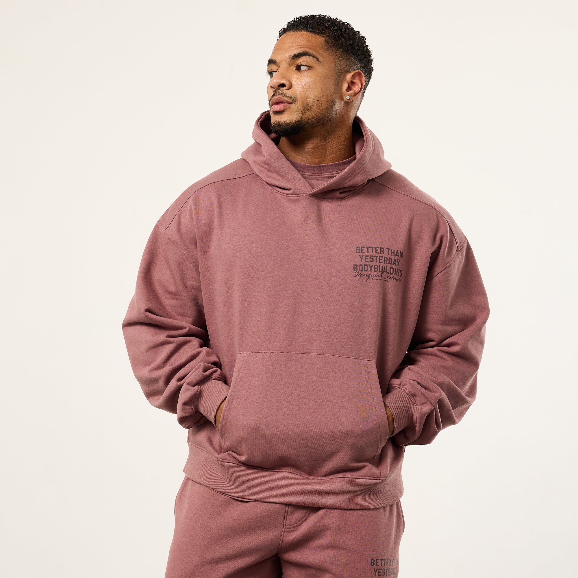 Vanquish Bodybuilding – Übergroßer, kastiger Kapuzenpullover in Dunkelmalve
