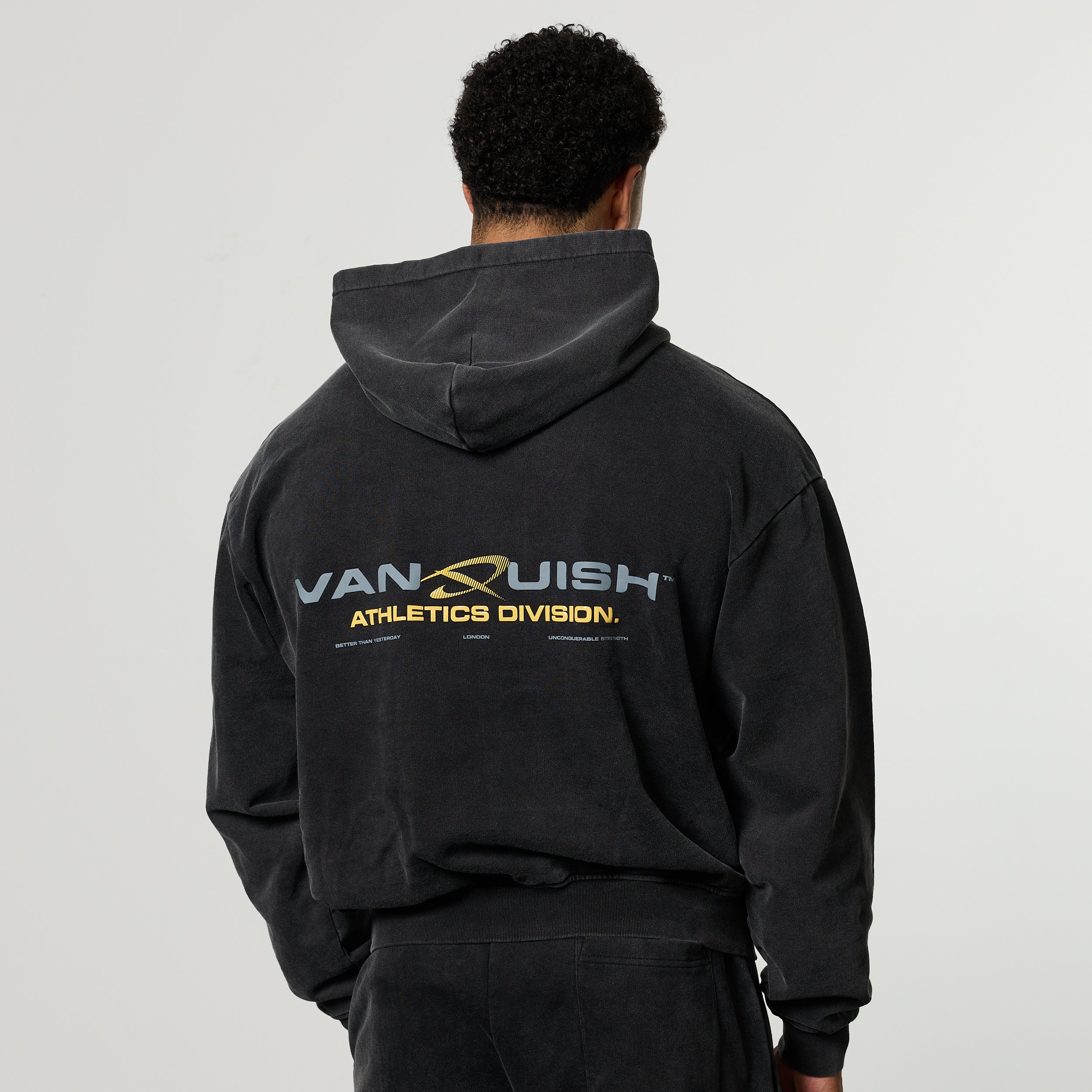 QUICKSTRIKE BLACK OVERSIZED HOODIE
