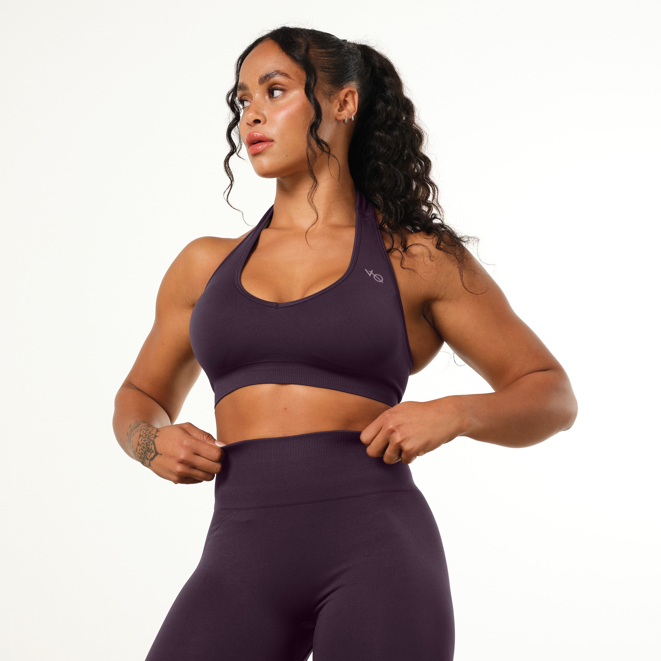 Vanquish Elevate Seamless Plum Halter Neck Bra