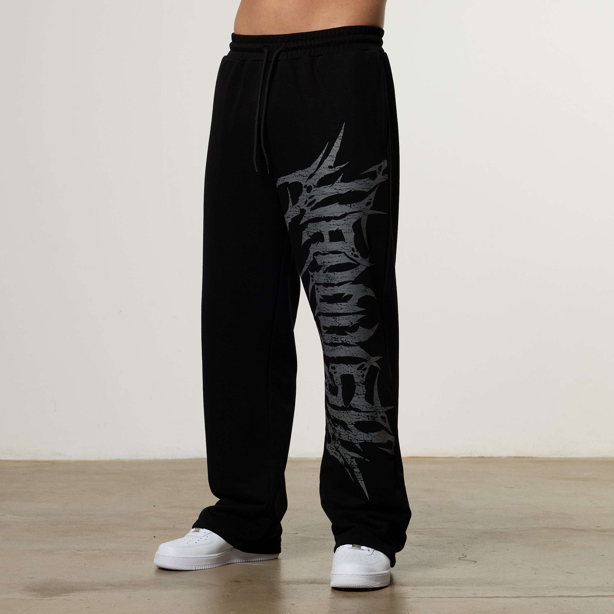 Vanquish Metal Black Straight Leg Sweatpants
