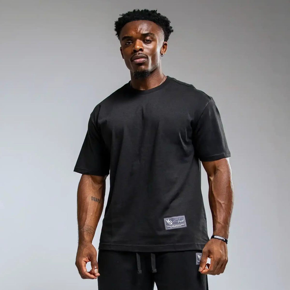 BADGE BLACK HEAVYWEIGHT OVERSIZED T SHIRT