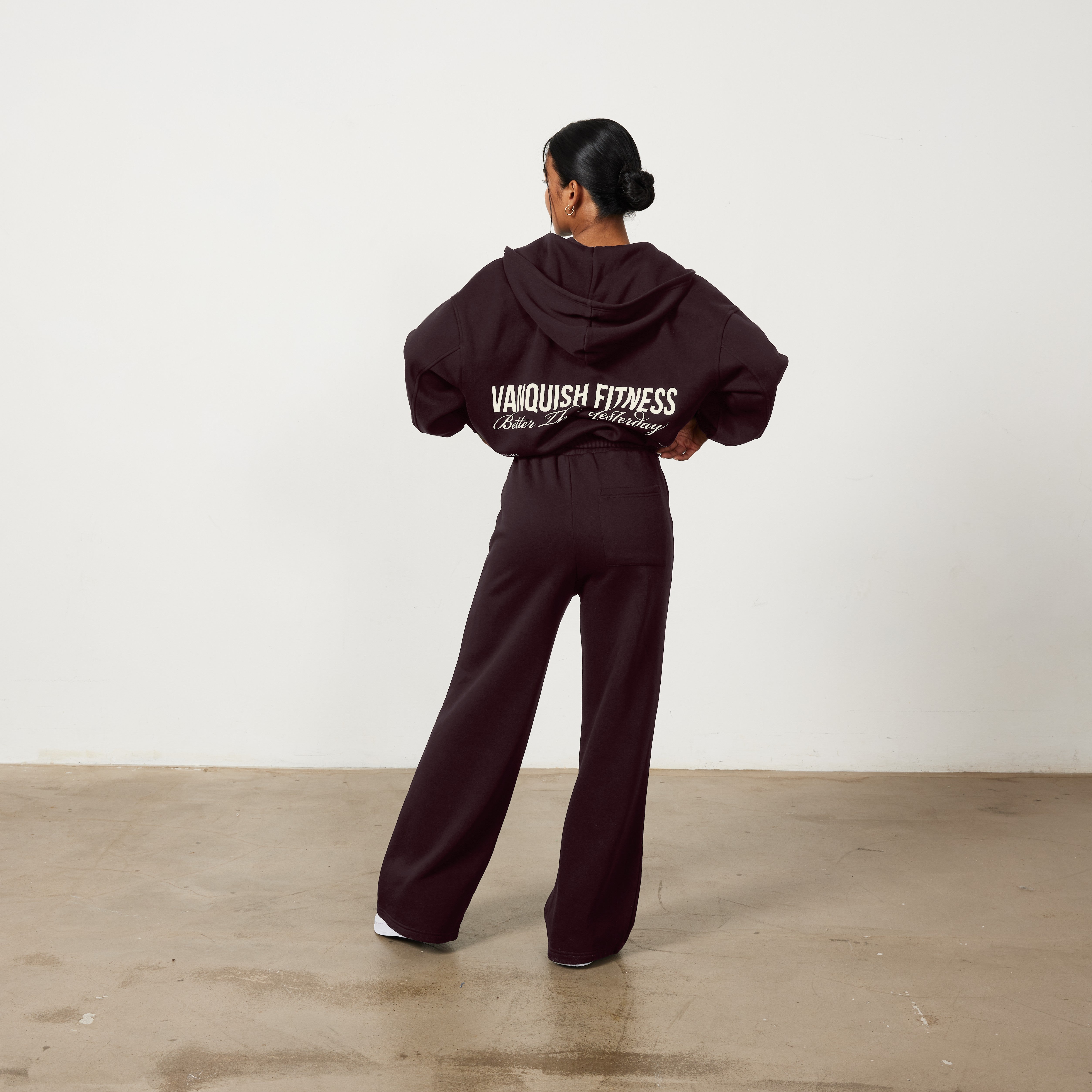 Vanquish Rejuvenate Mocha Petite Wide Leg Sweatpants