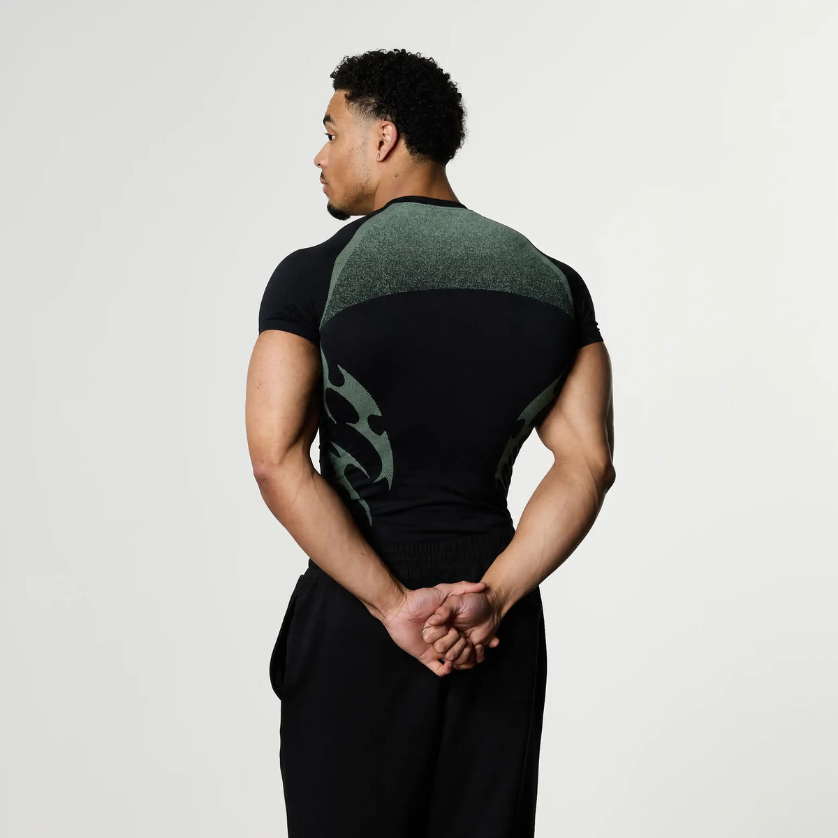 TRIBAL COMPRESSION AQUA SHORT SLEEVE T SHIRT
