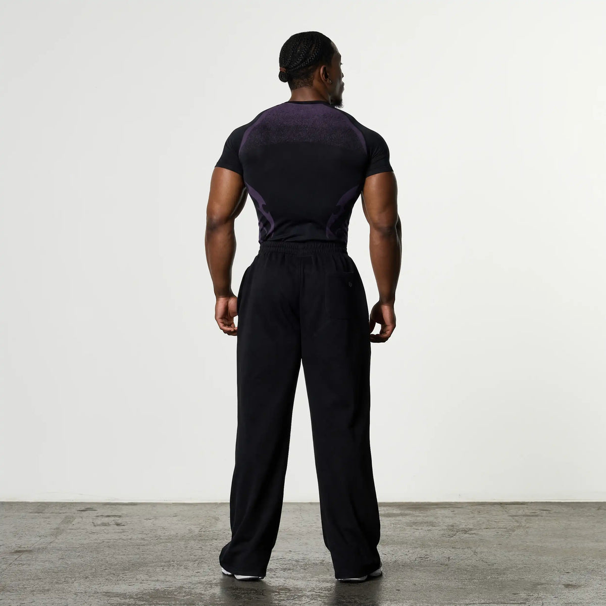TRIBAL COMPRESSION MULBERRY SHORT SLEEVE T SHIRT