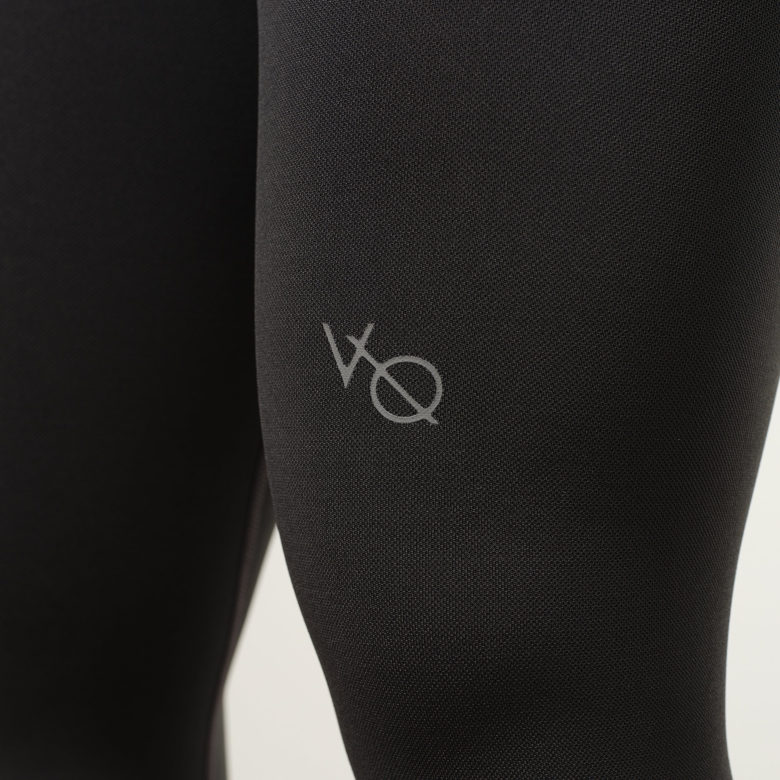 Vanquish Elevate Seamless Scrunch Petite Charcoal Grey Leggings