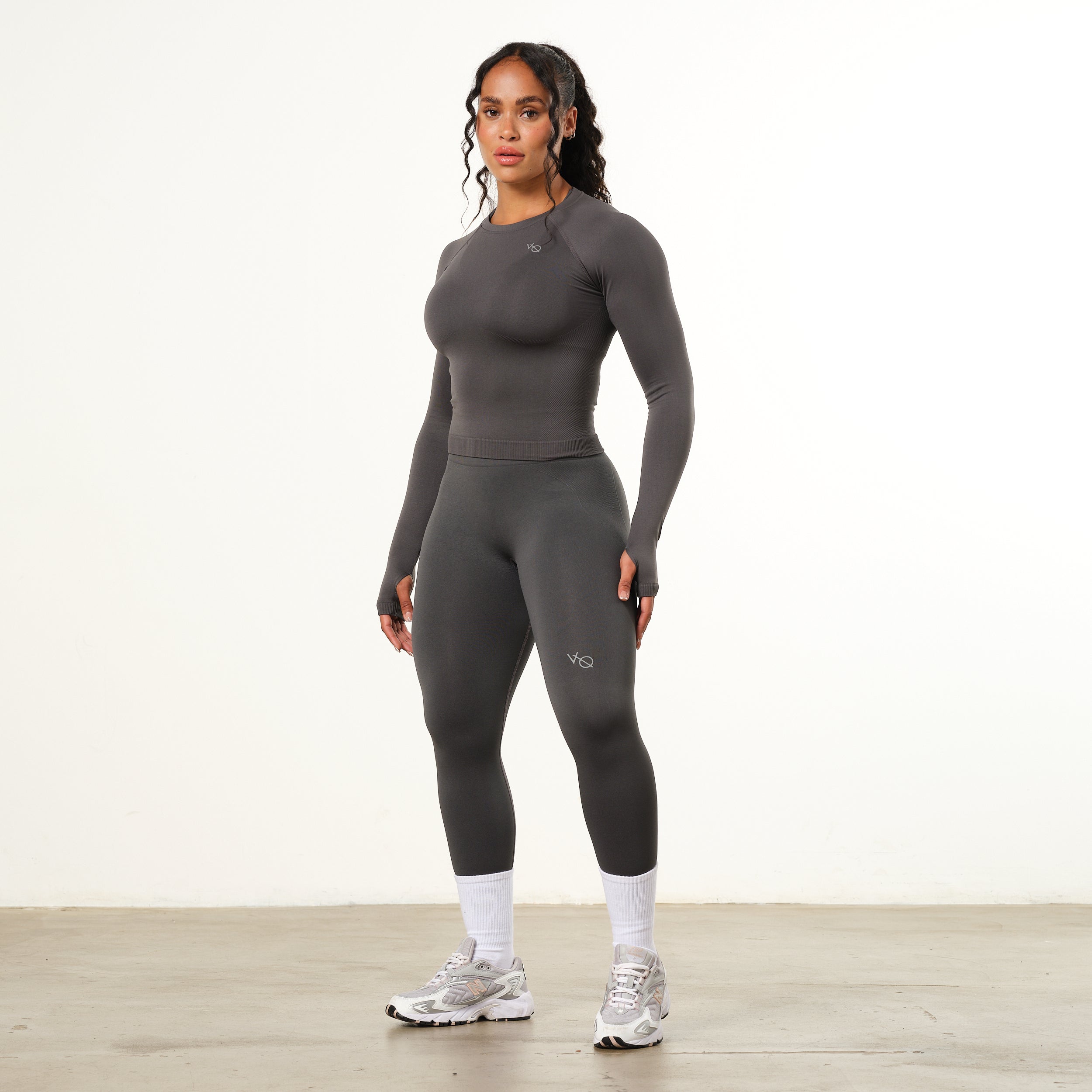 Vanquish Elevate Seamless Charcoal Long Sleeve Top
