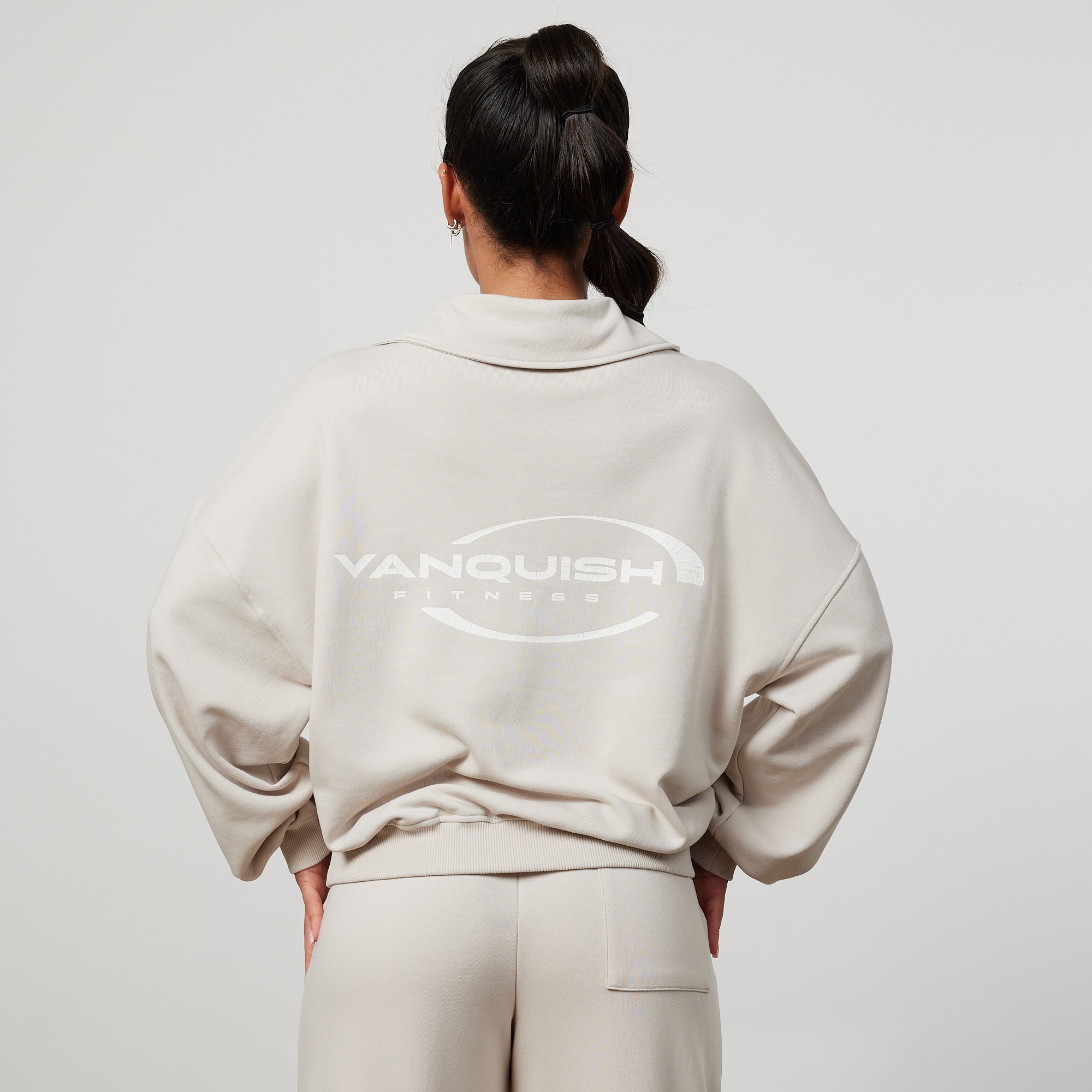 Vanquish Enhance Nude Collar Sweatshirt