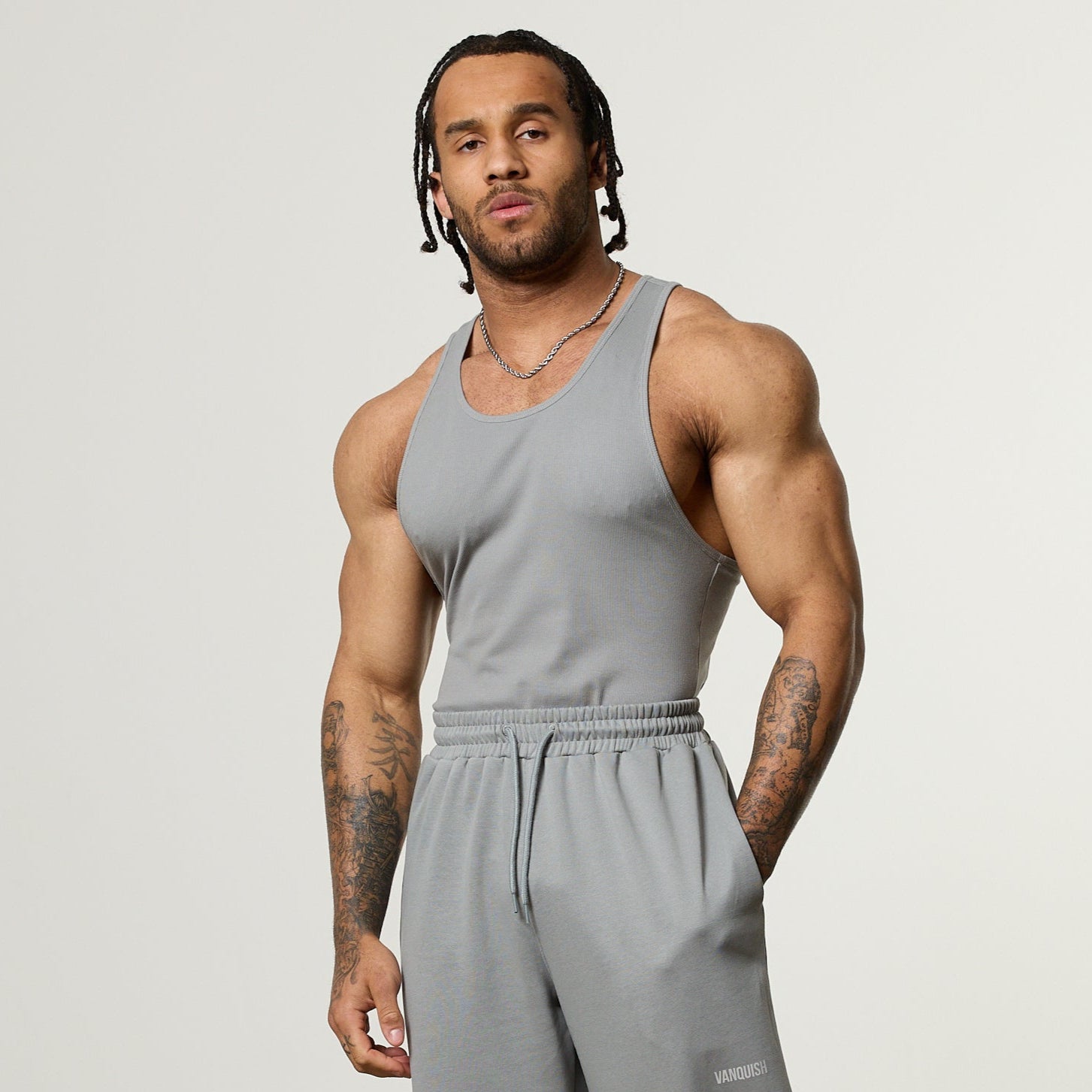 Vanquish Essential V2 Steel Grey Ribbed Tank