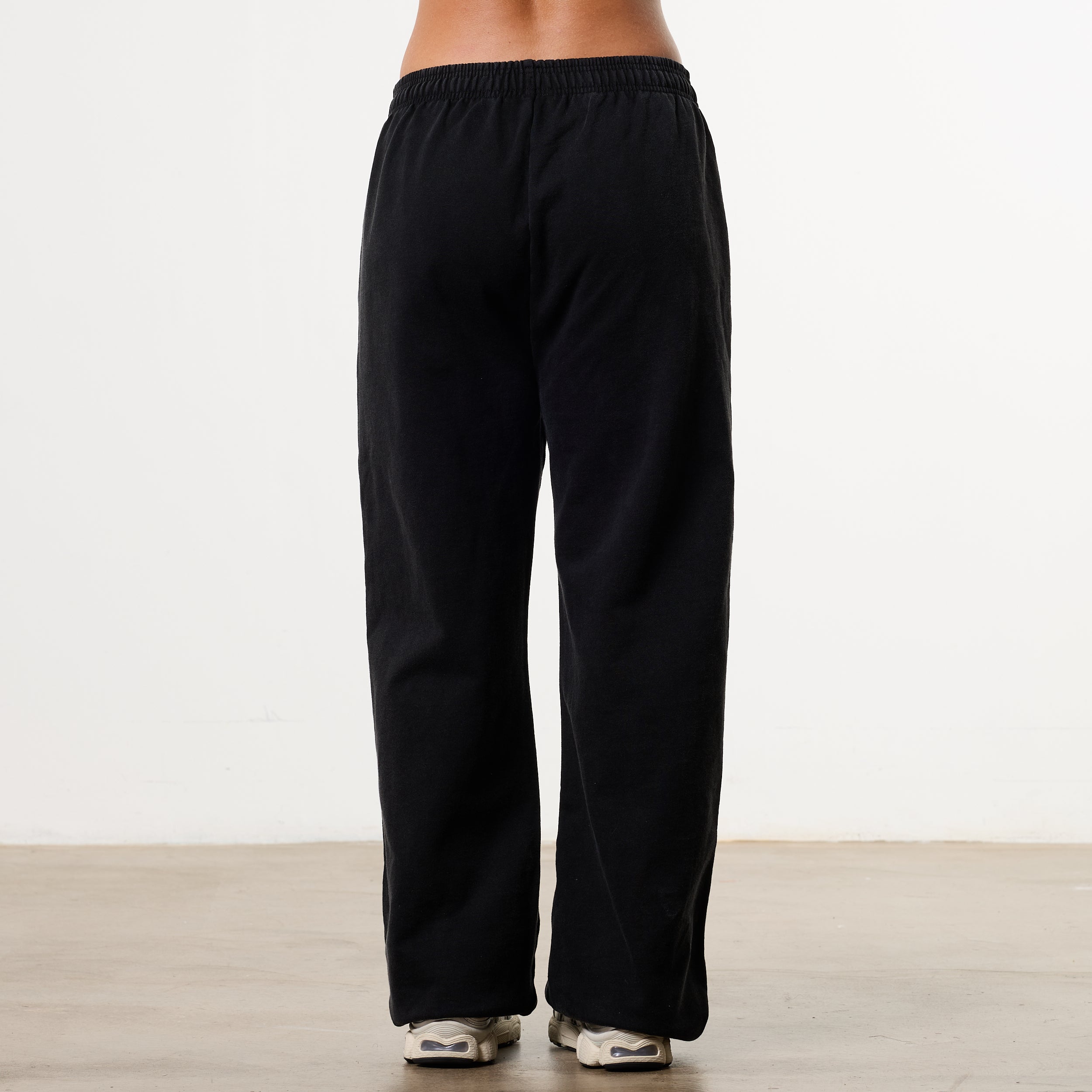 WOMENS WASHED BLACK HEAVY WEIGHT STRAIGHT LEG SWEATPANTS PETITE