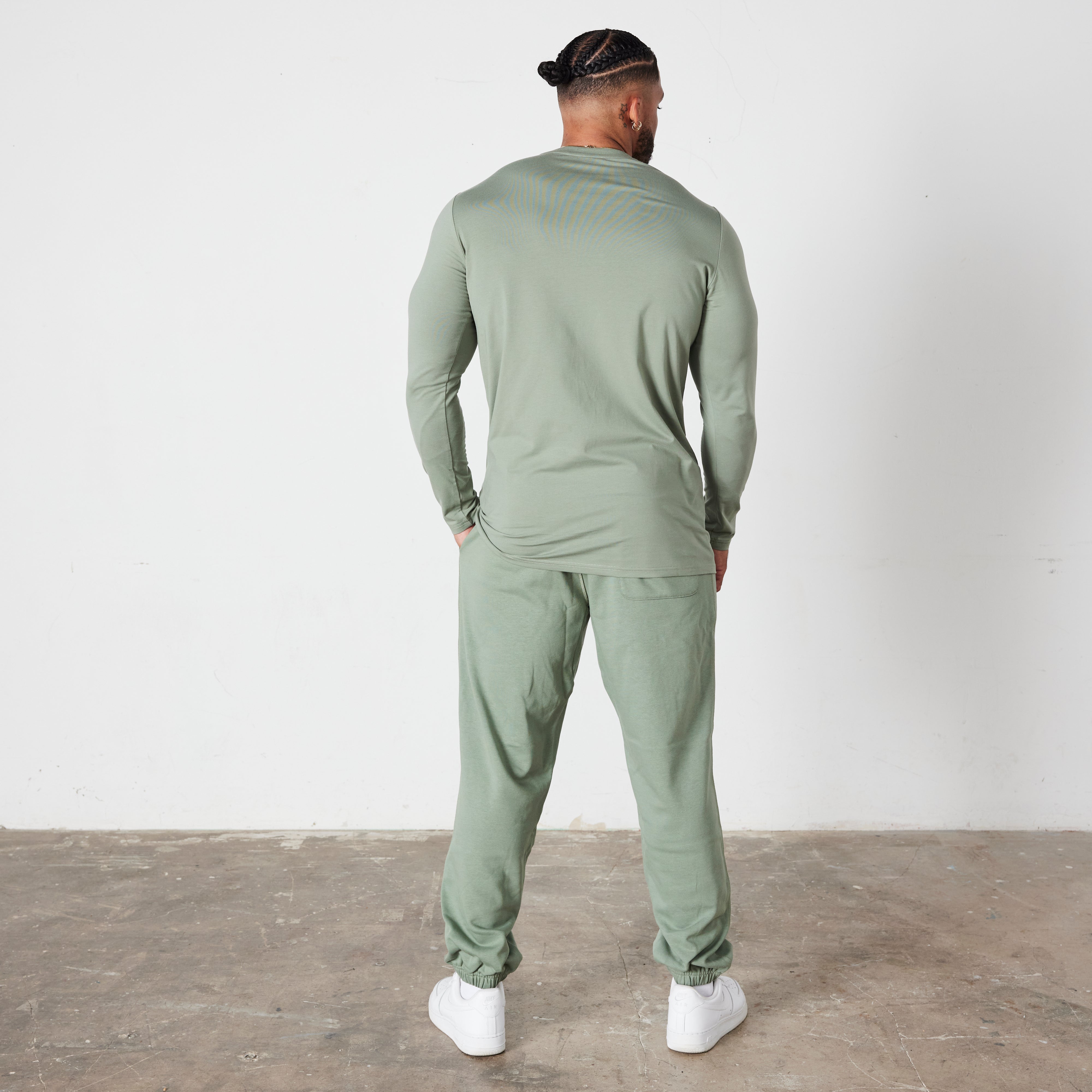 Vanquish Essential Green Slim Fit Long Sleeve T Shirt