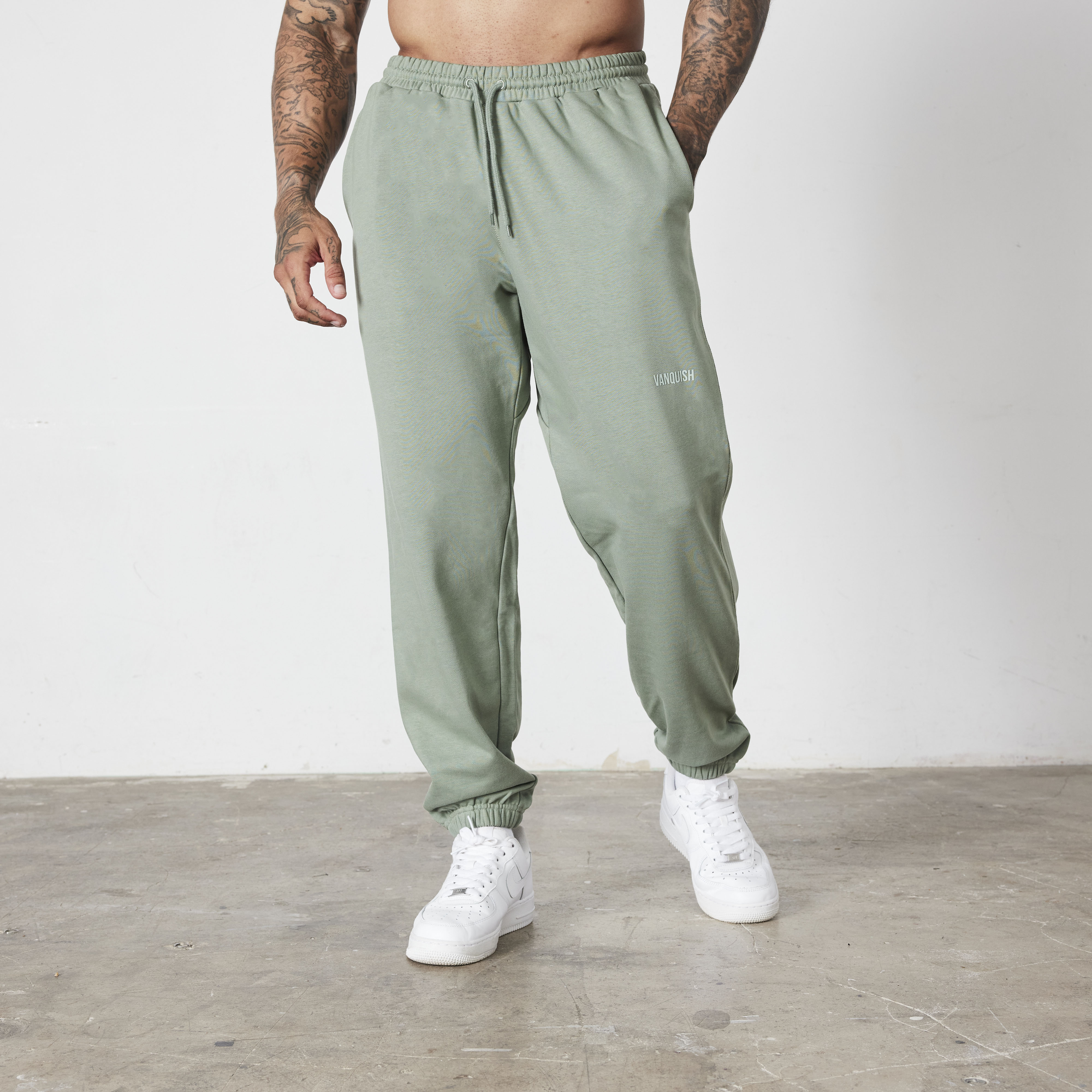 Vanquish Essential Green Oversized Sweatpants