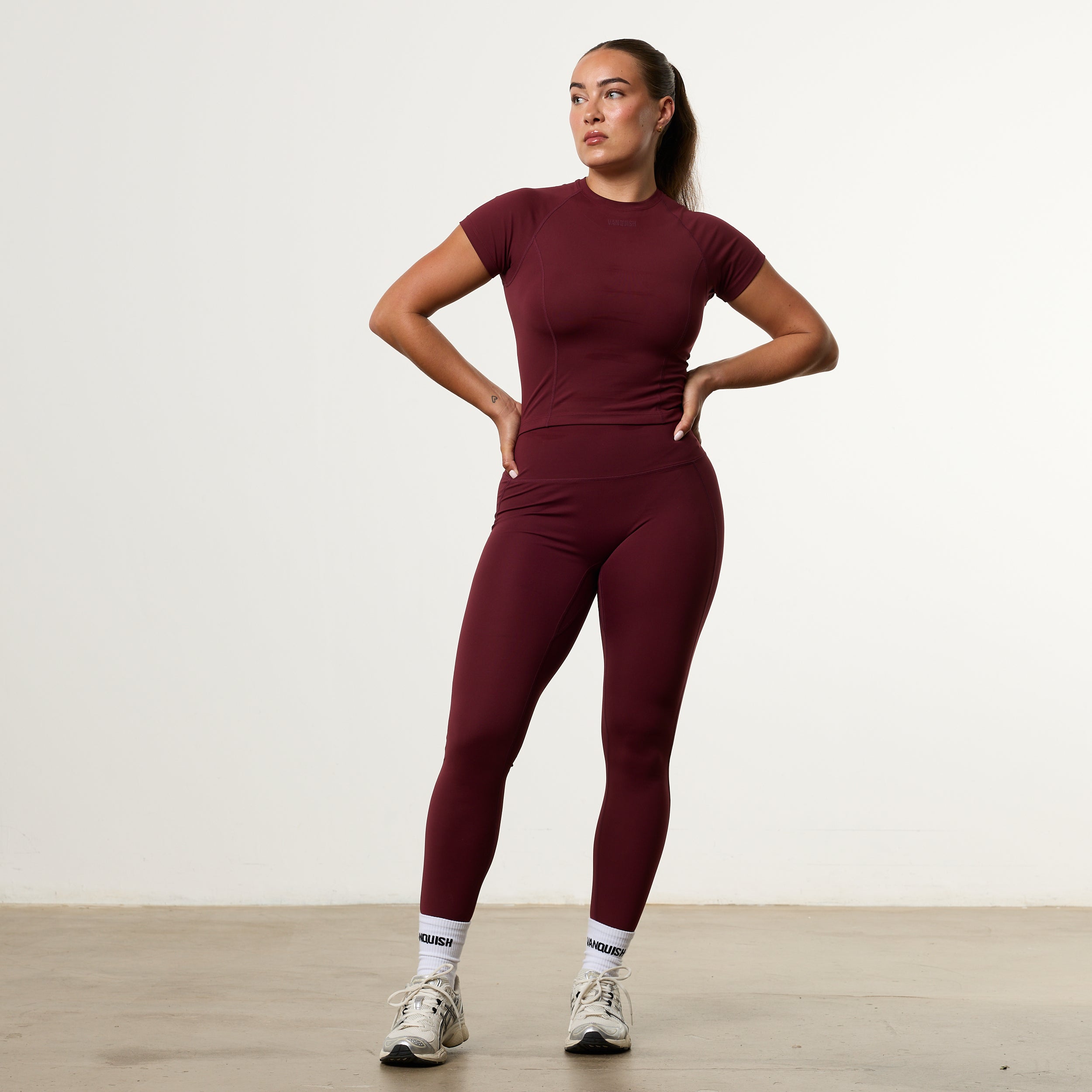 Enhance V2 Liqueor Red Sculpting Leggings