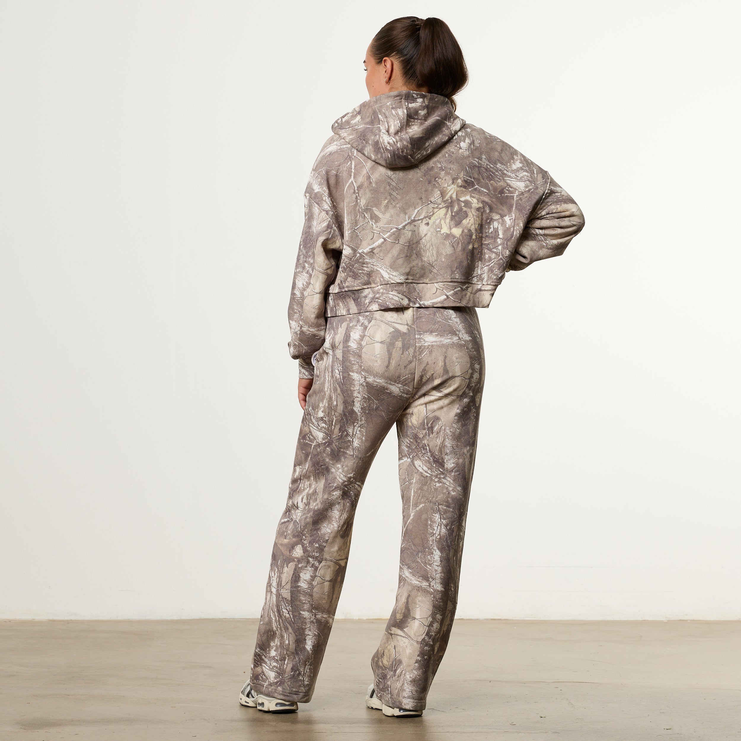 WOMENS CAMO OVERSIZED CROPPED HOODIE