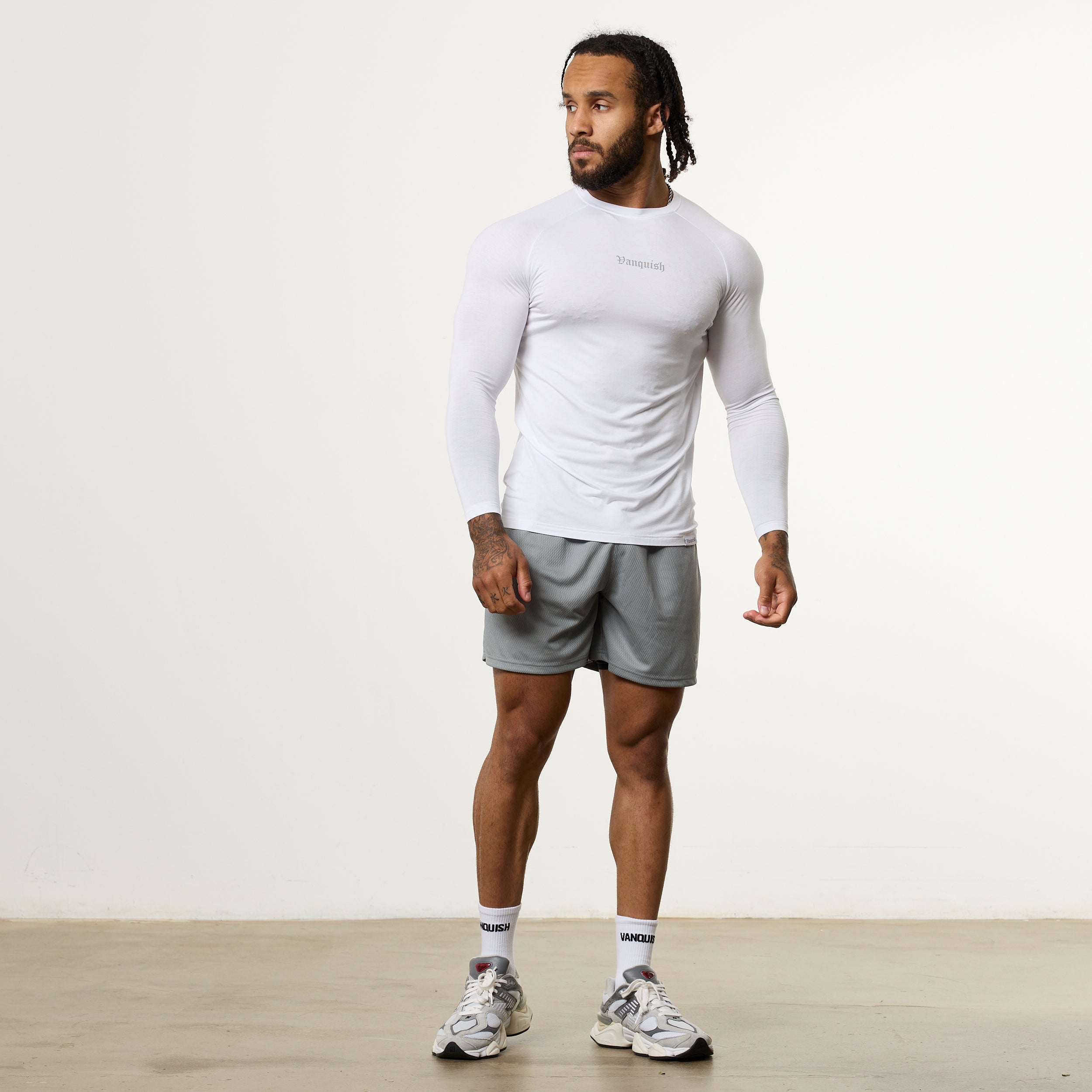 Vanquish Ultra Soft White Long Sleeve Slim Fit T Shirt