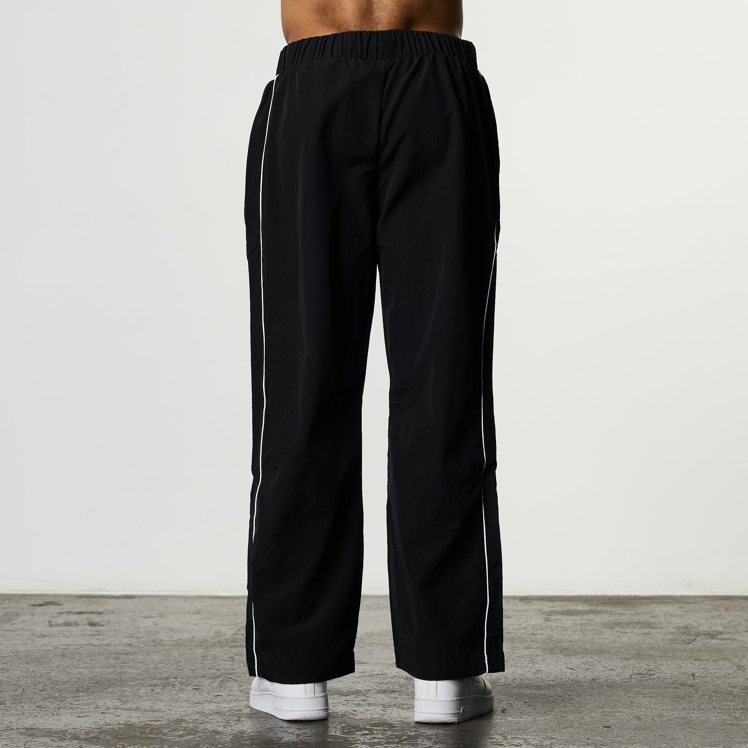 NYLON TRACKSUIT BLACK PANTS
