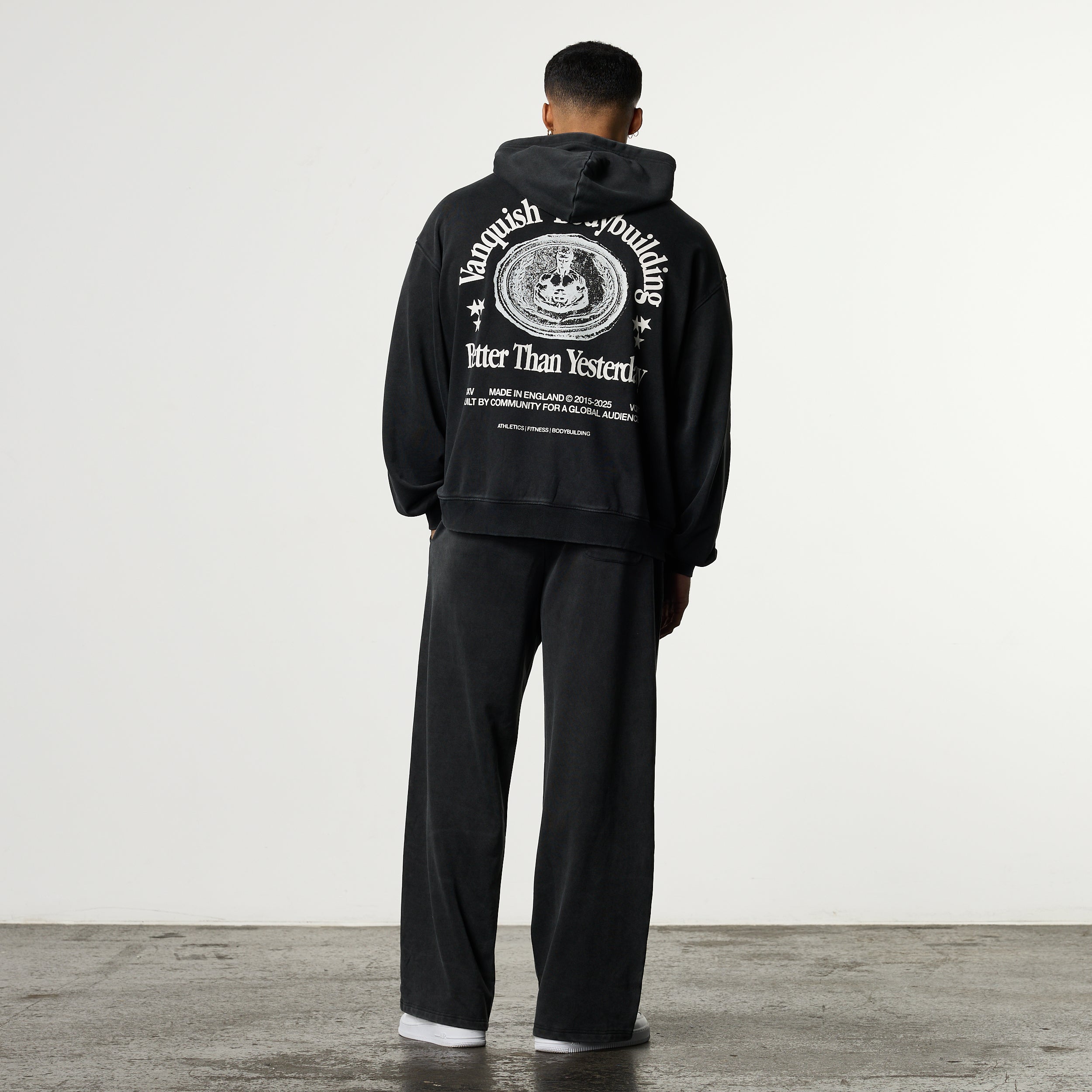 HERITAGE AND STRENGTH BLACK OVERSIZED ZIP HOODIE