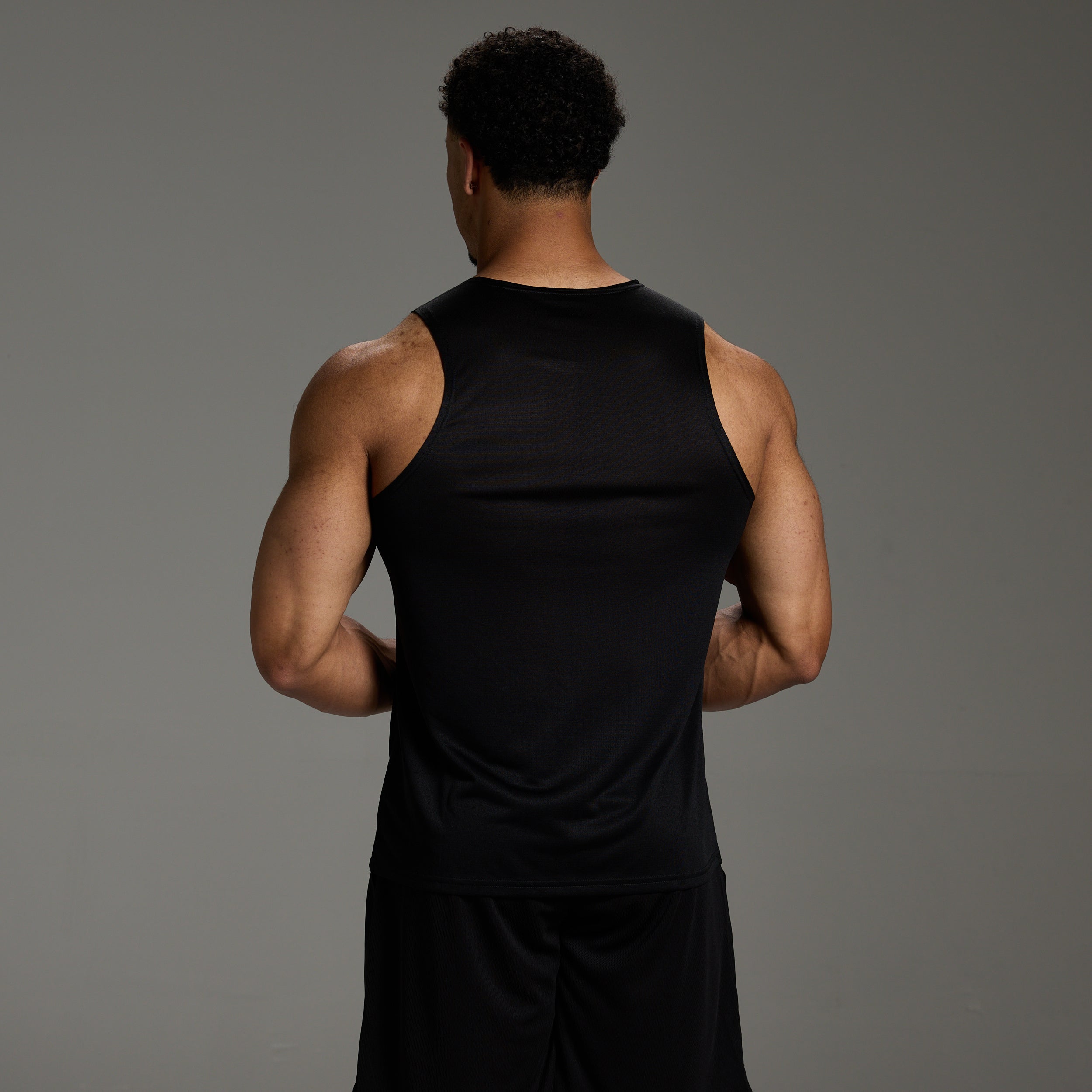 ORIGIN BLACK SLIM FIT PERFORMANCE TANK