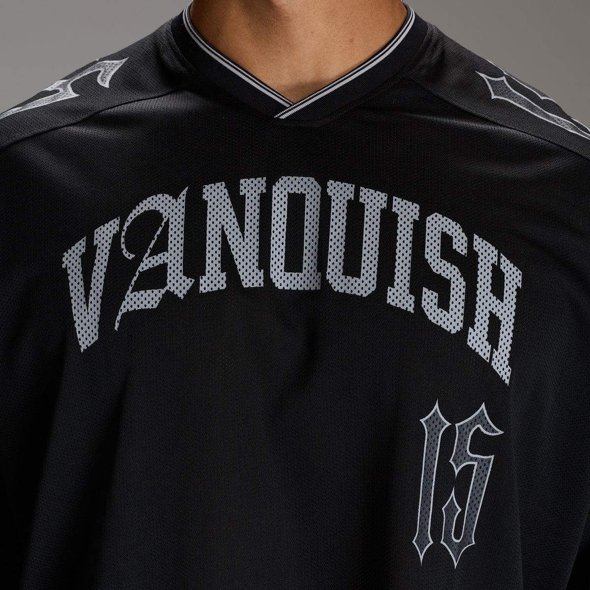 VARSITY BLACK OVERSIZED HOCKEY T SHIRT