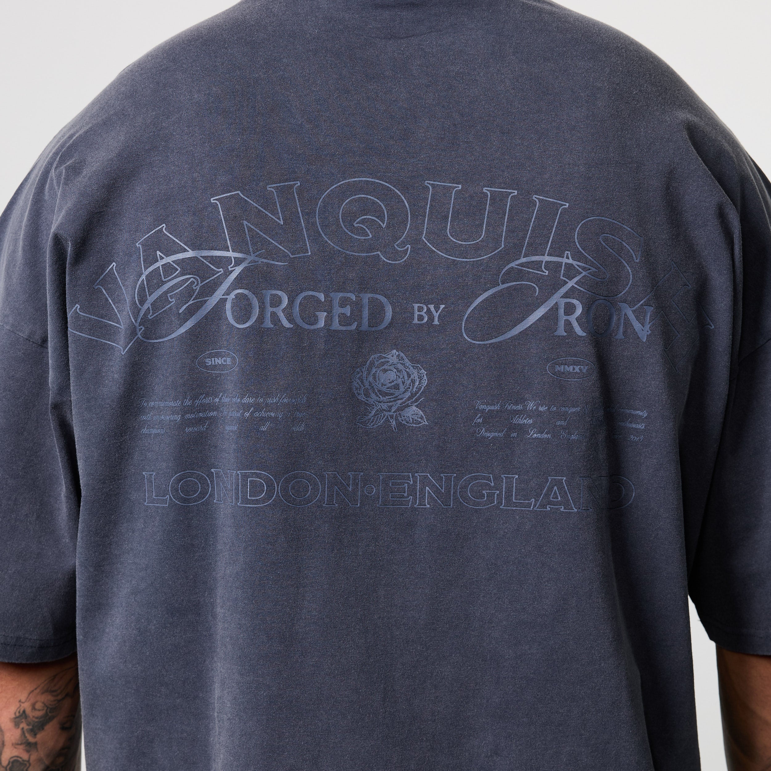BLACK FORGE WASHED NAVY BOXY OVERSIZED T SHIRT