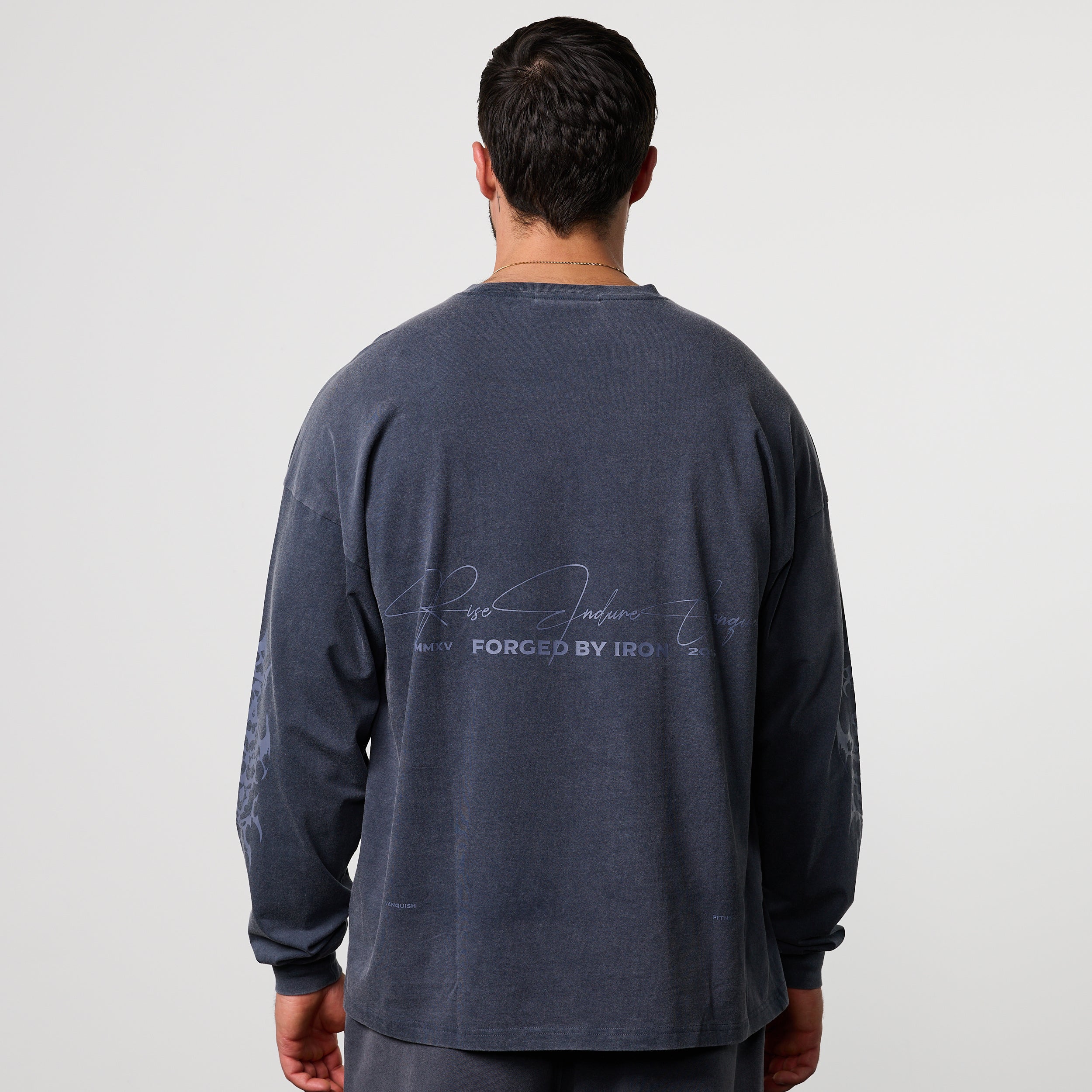 BLACK FORGE WASHED NAVY OVERSIZED LONG SLEEVE T SHIRT