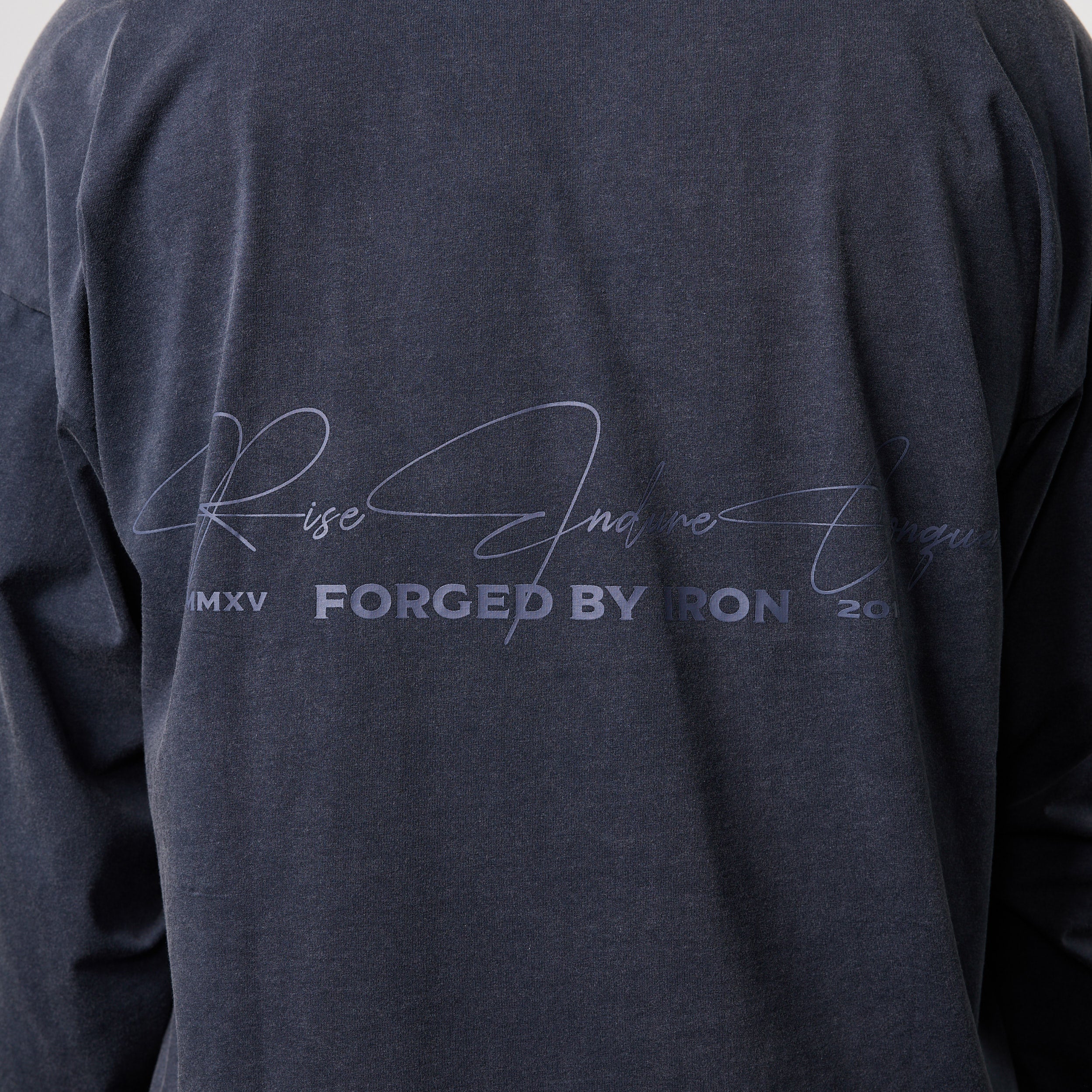 BLACK FORGE WASHED NAVY OVERSIZED LONG SLEEVE T SHIRT