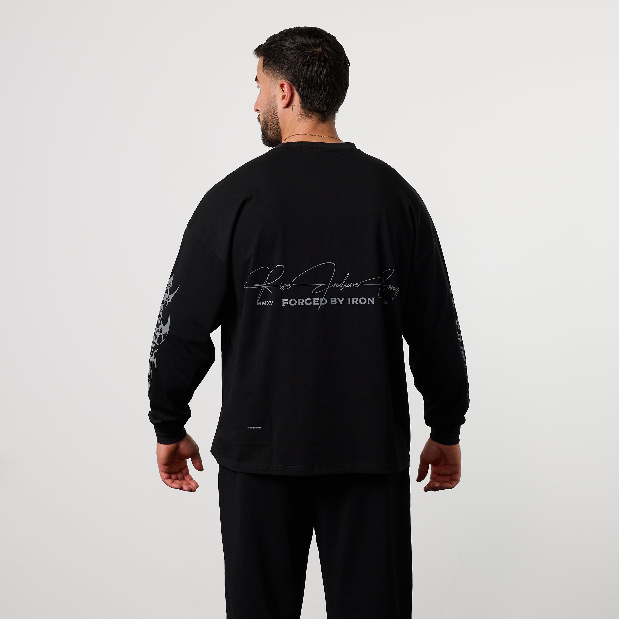 BLACK FORGE BLACK OVERSIZED LONG SLEEVE T SHIRT