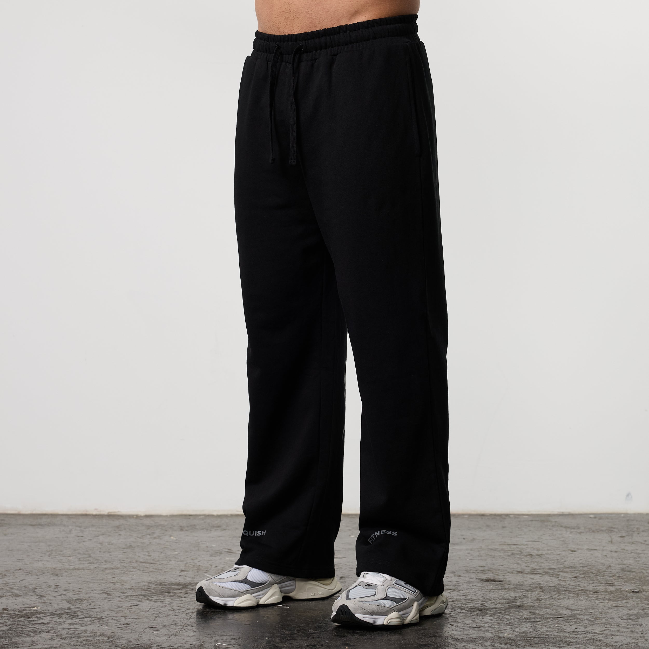 BLACK FORGE BLACK STRAIGHT LEG SWEATPANTS
