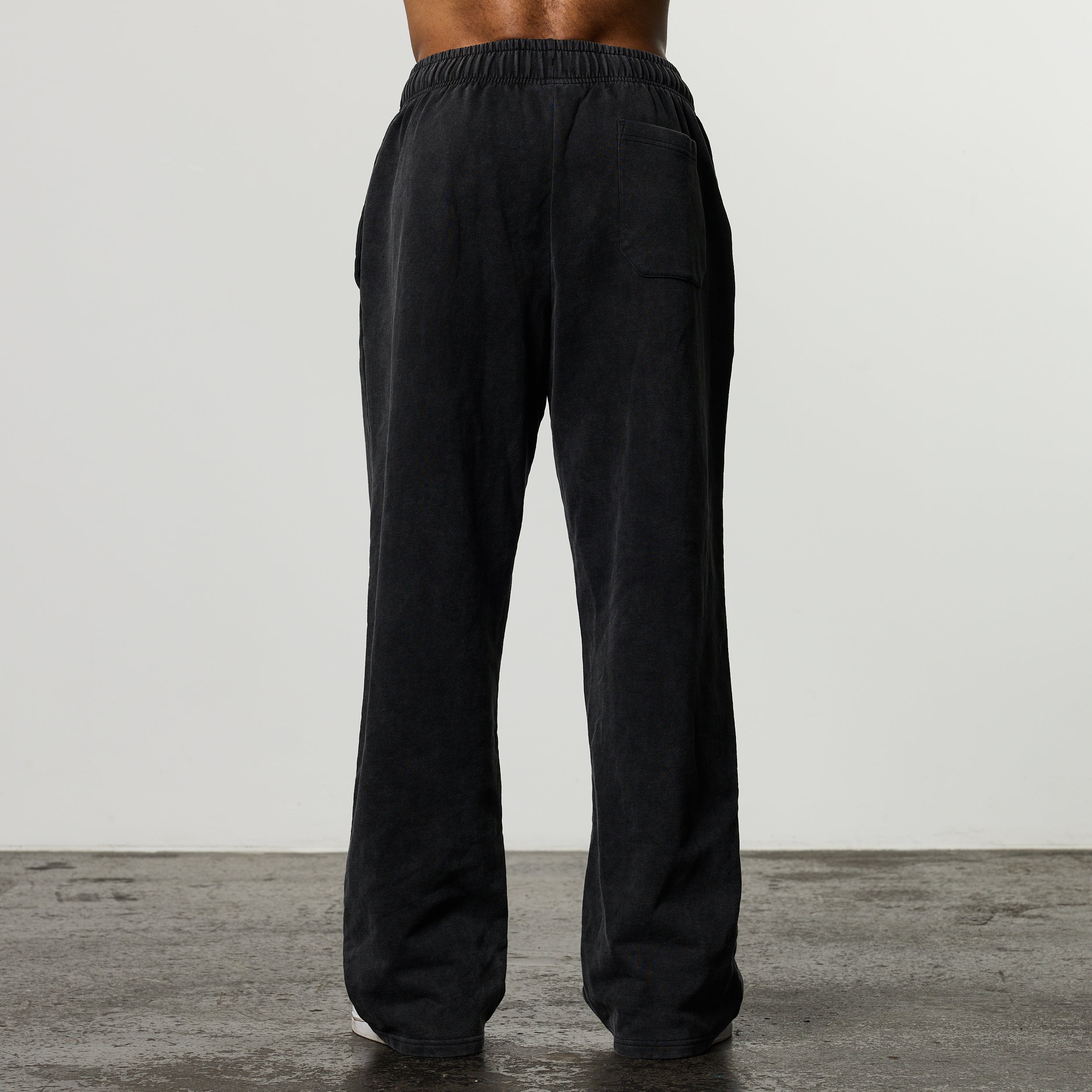 QUICKSTRIKE BLACK STRAIGHT LEG SWEATPANTS