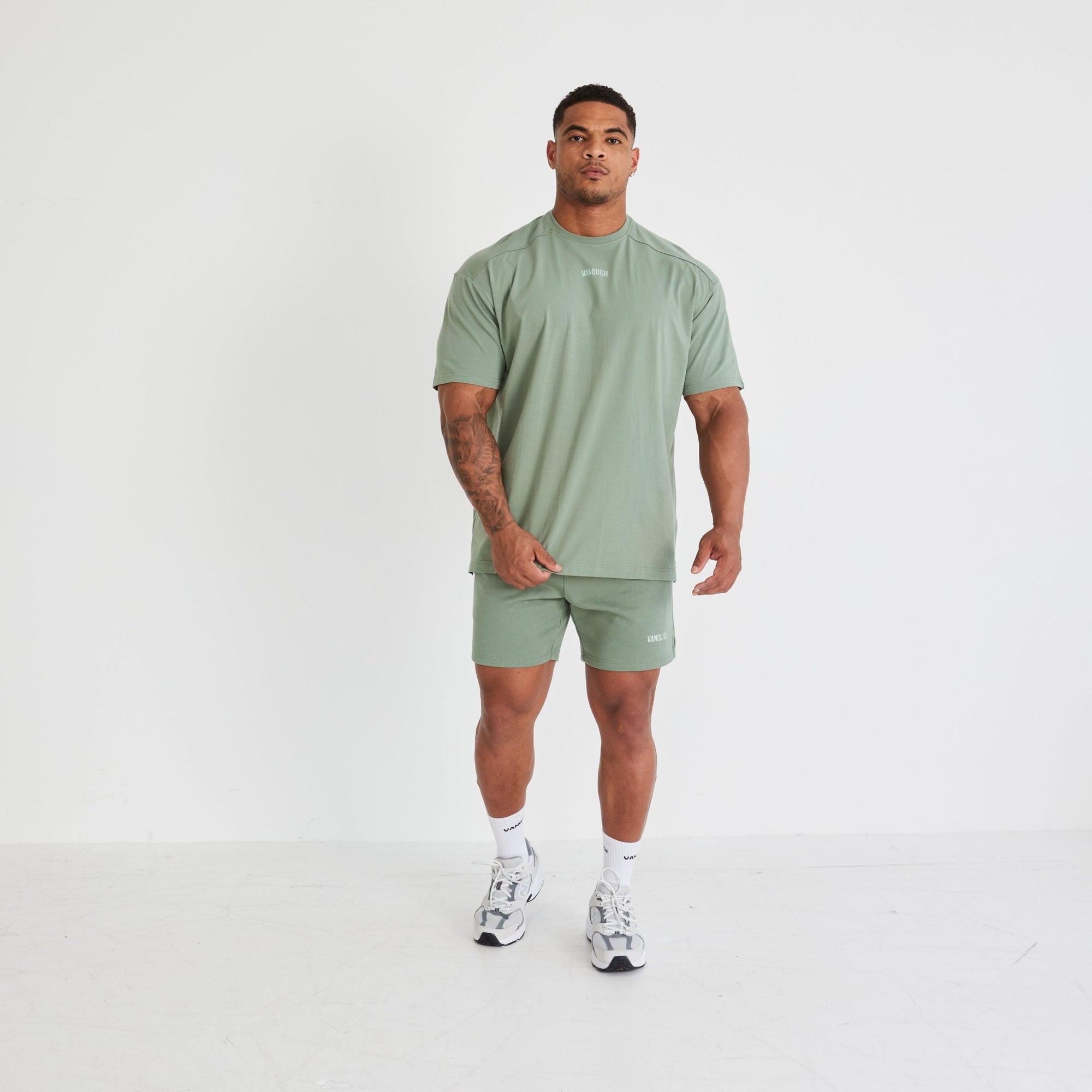Vanquish Essential Green Oversized T Shirt - Vanquish Fitness