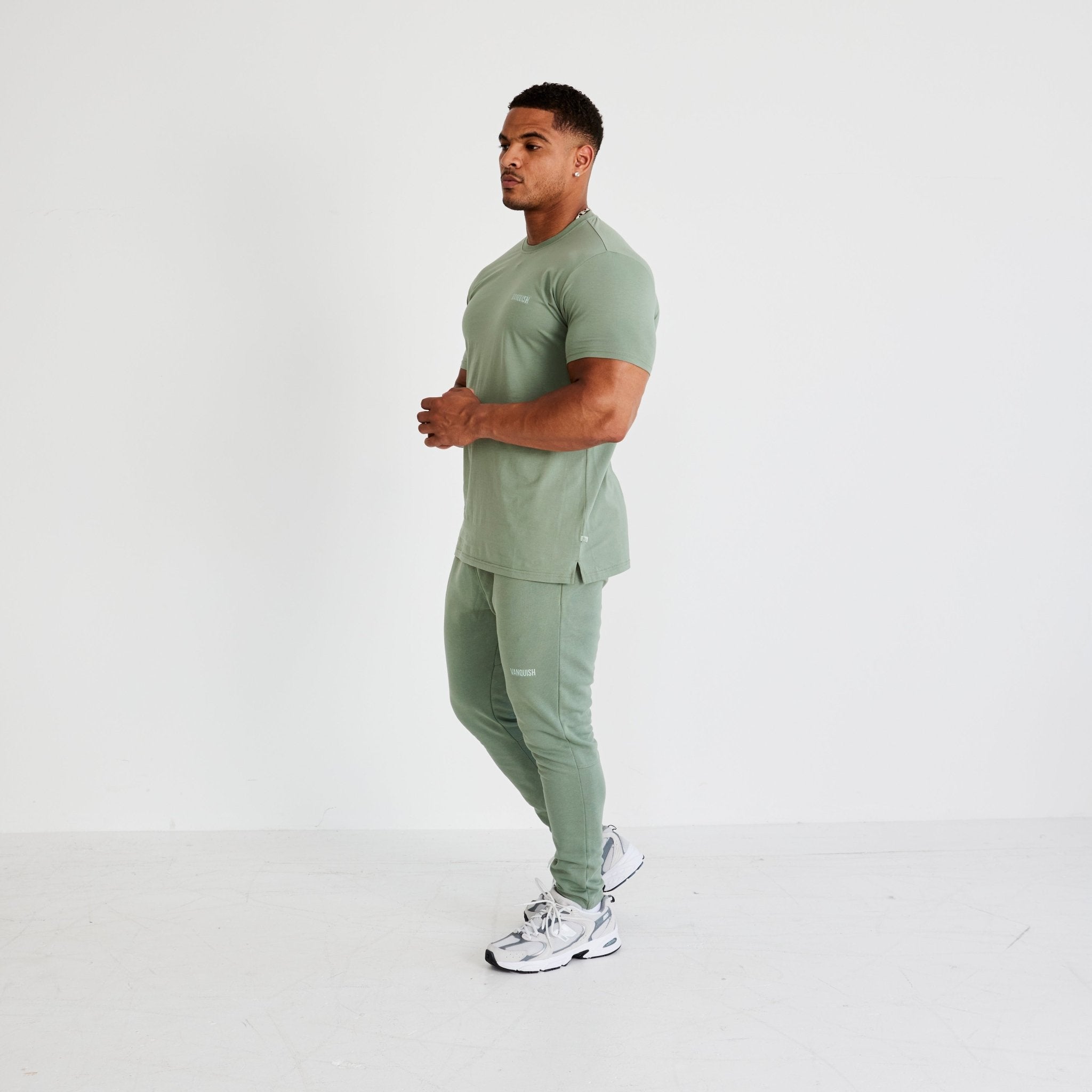 Vanquish Essential Green Slim Fit Short Sleeve T Shirt - Vanquish Fitness